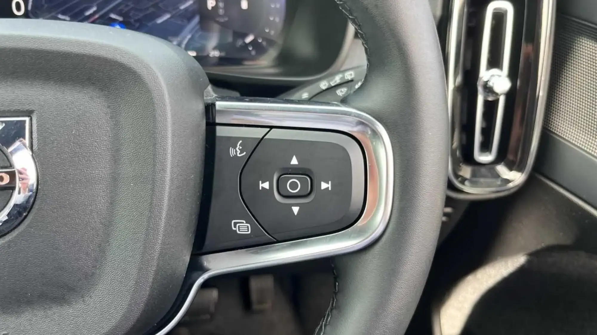 Volvo XC40 Image 18 Volvo XC40 Image 18