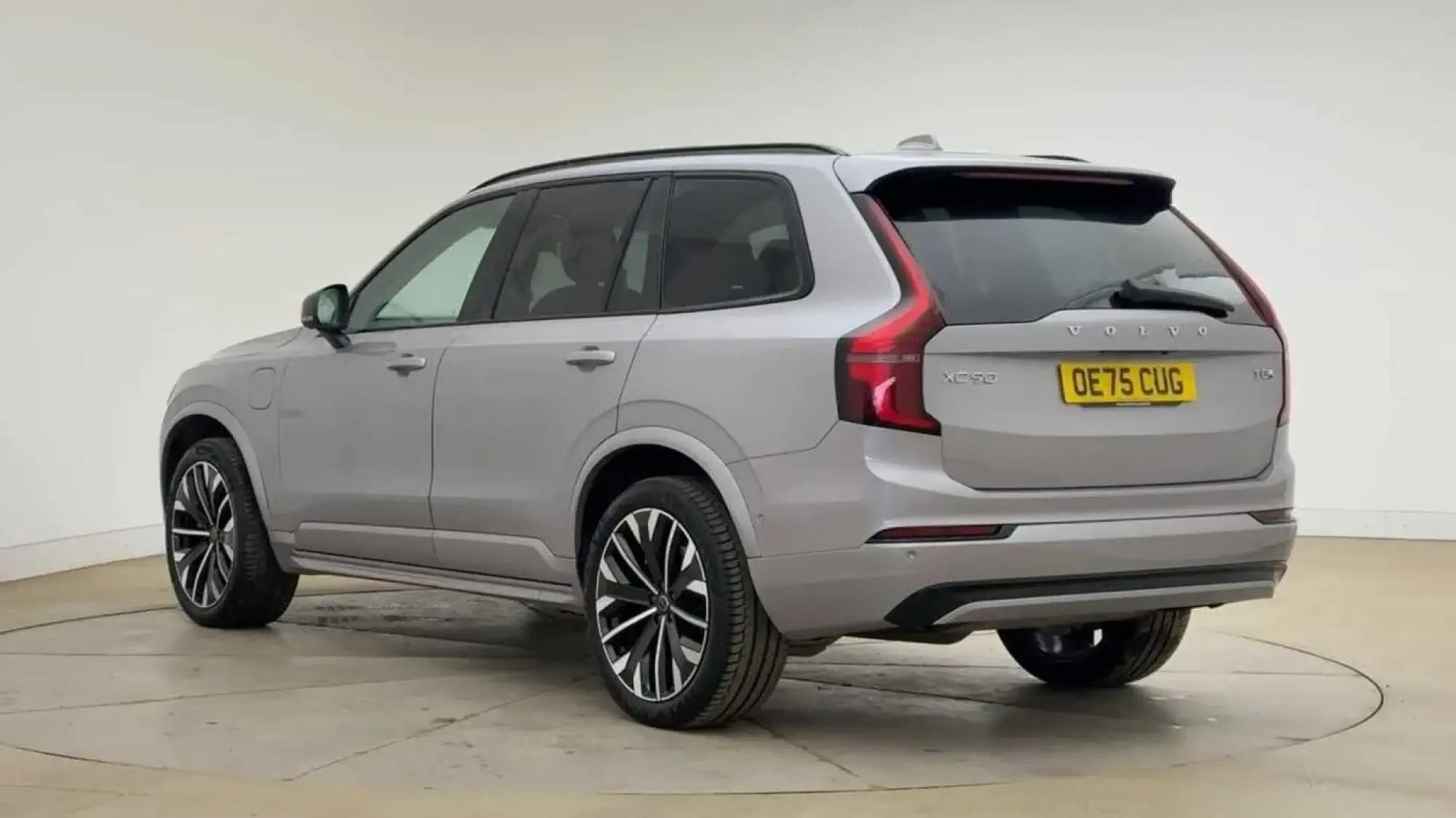Volvo XC90 Plug-In Hybrid Image 4 Volvo XC90 Plug-In Hybrid Image 4