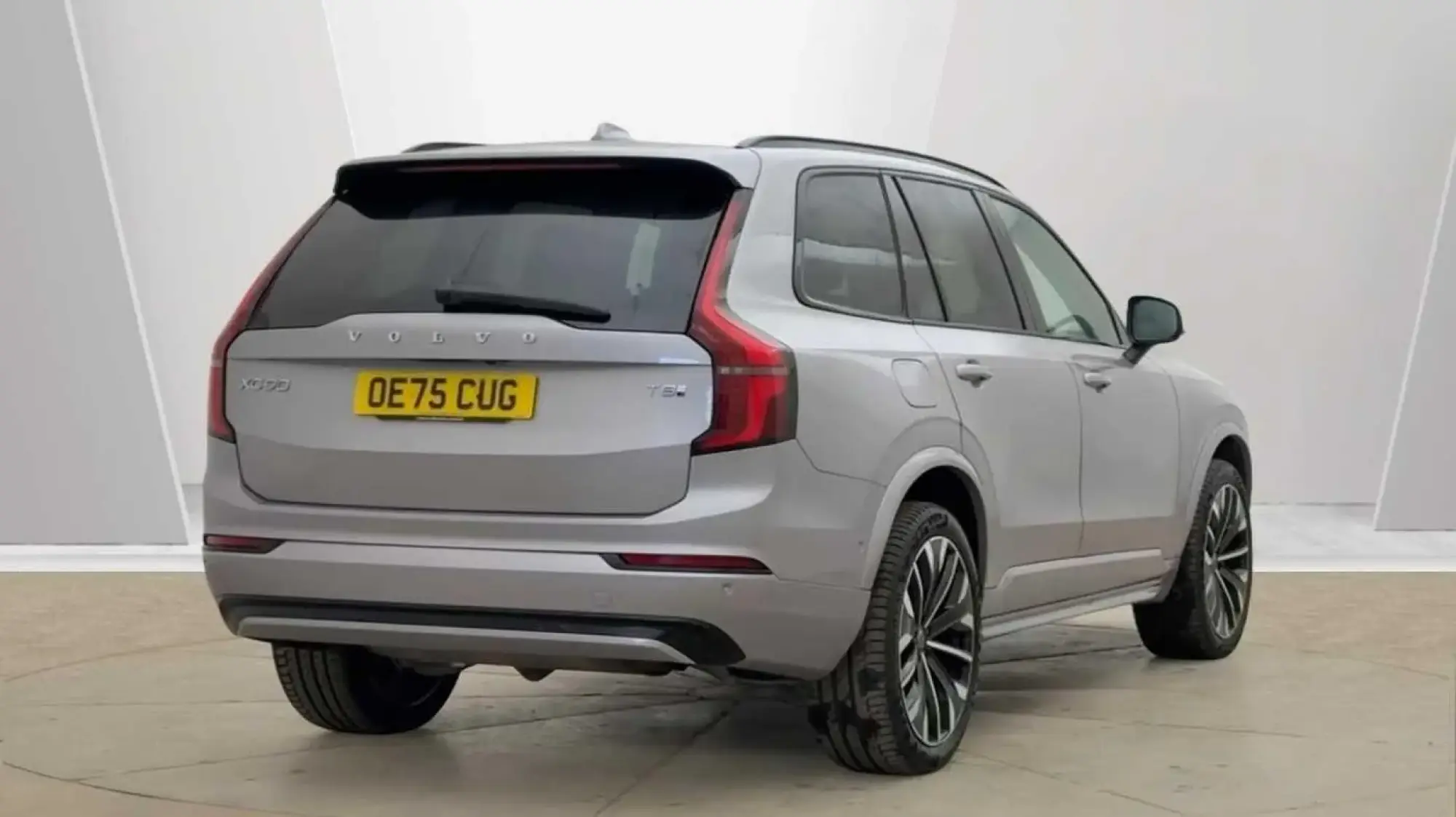 Volvo XC90 Plug-In Hybrid Image 8 Volvo XC90 Plug-In Hybrid Image 8
