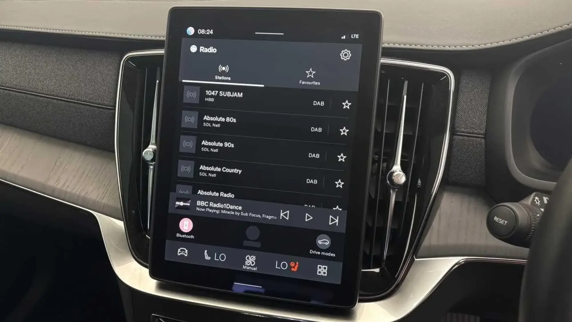 Volvo XC90 Plug-In Hybrid Image 27 Volvo XC90 Plug-In Hybrid Image 27