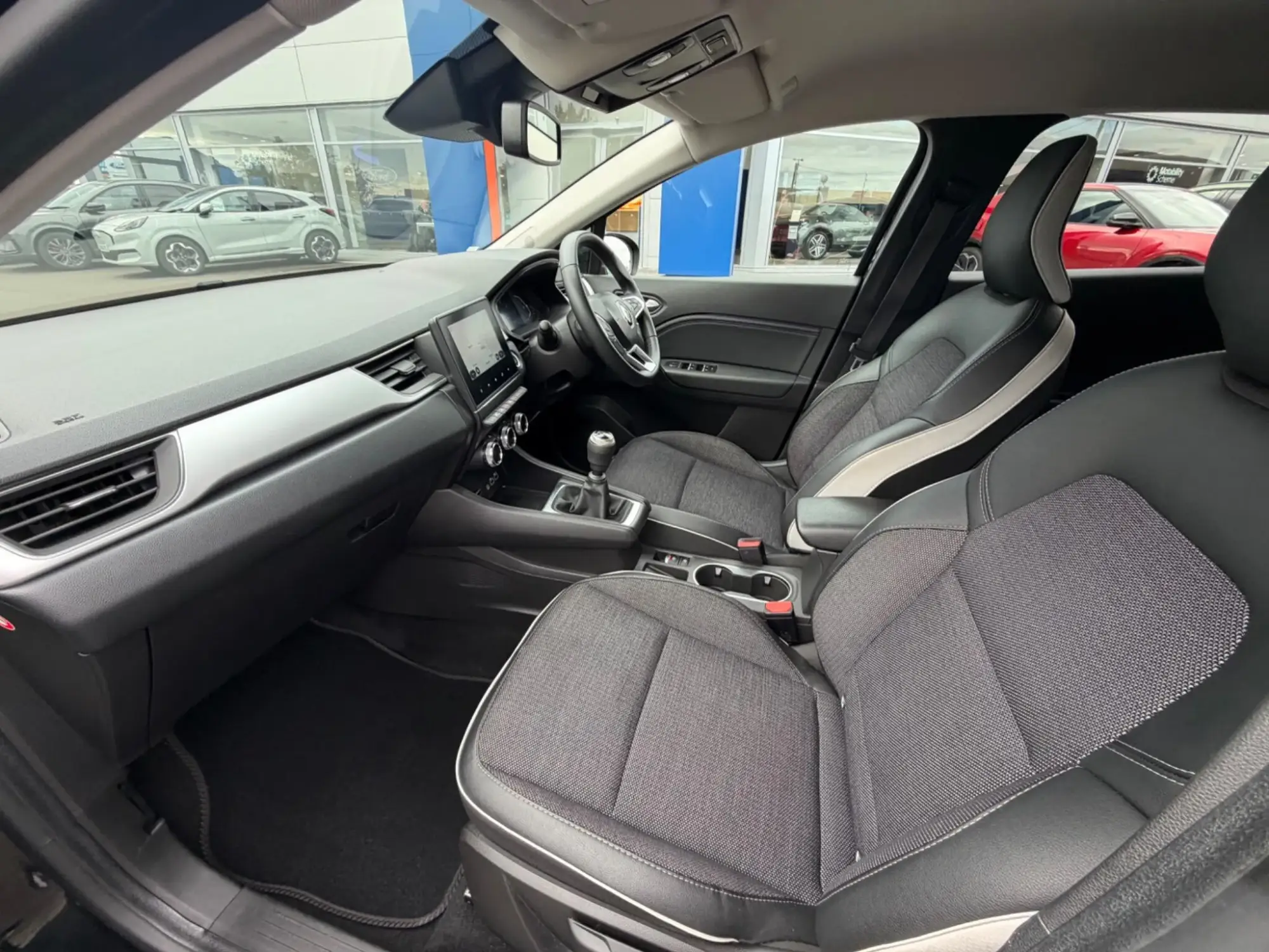 Renault Captur Image 20 Renault Captur Image 20