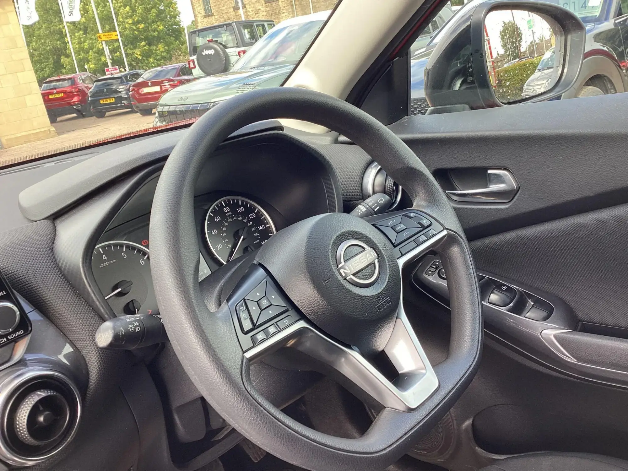 Nissan Juke Image 16