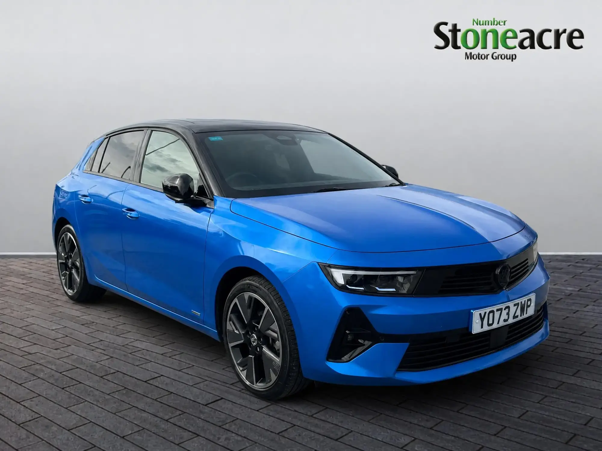 Vauxhall Astra Electric Image 1
