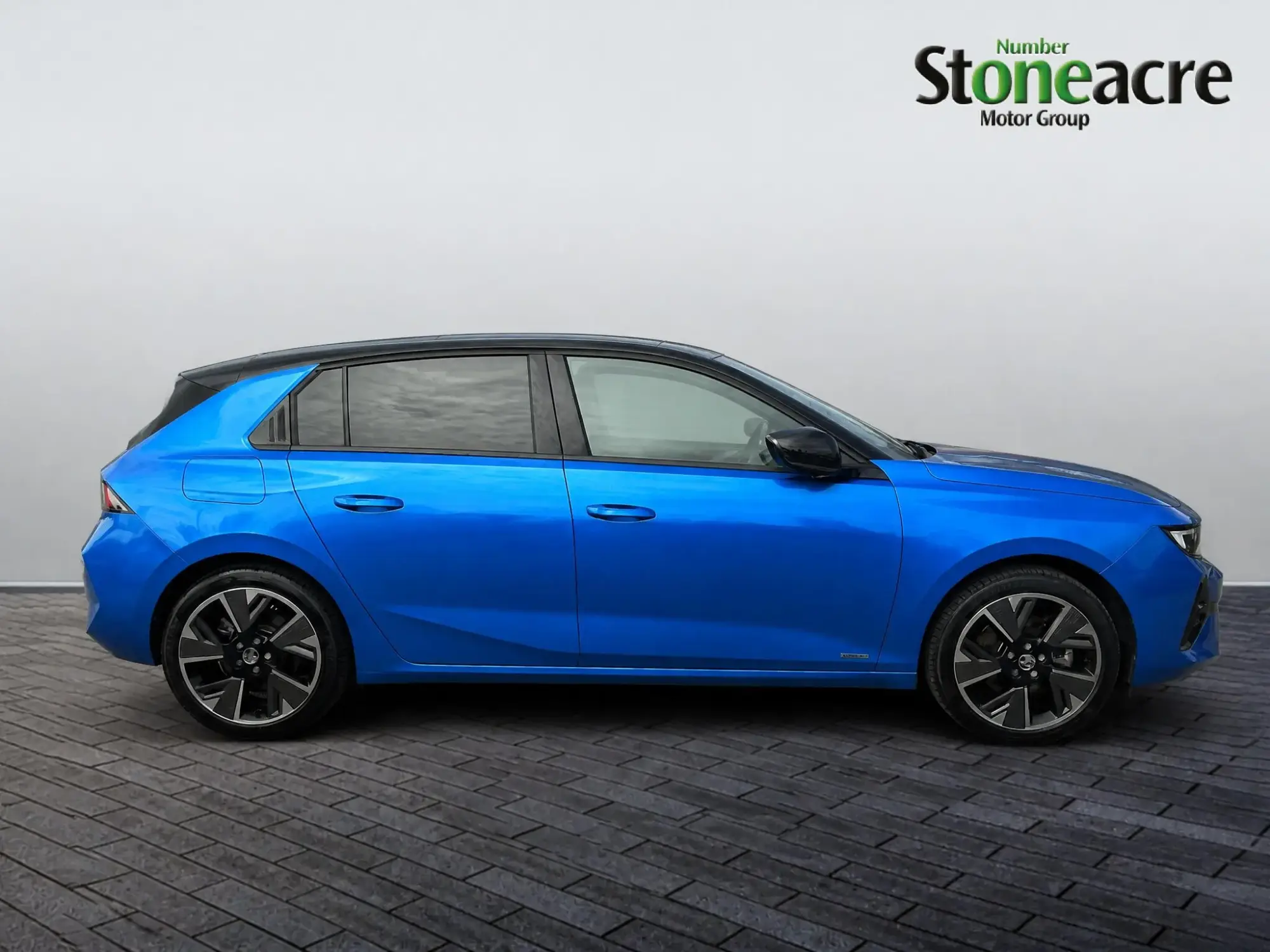 Vauxhall Astra Electric Image 2