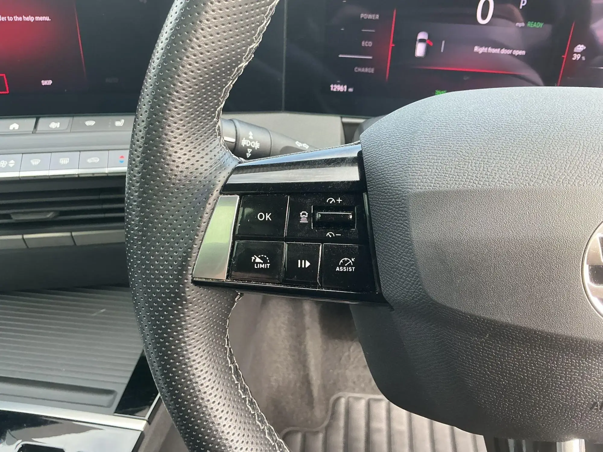 Vauxhall Astra Electric Image 24