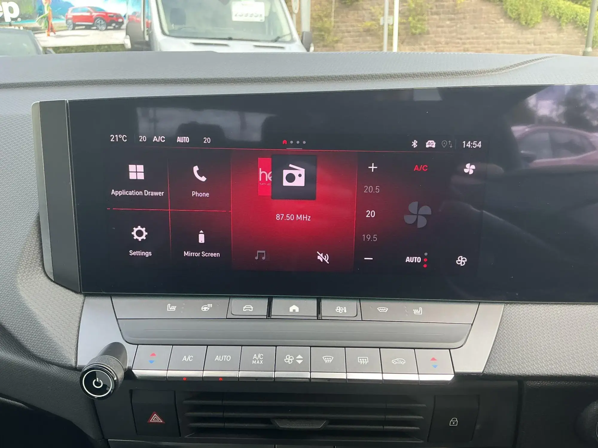 Vauxhall Astra Electric Image 28