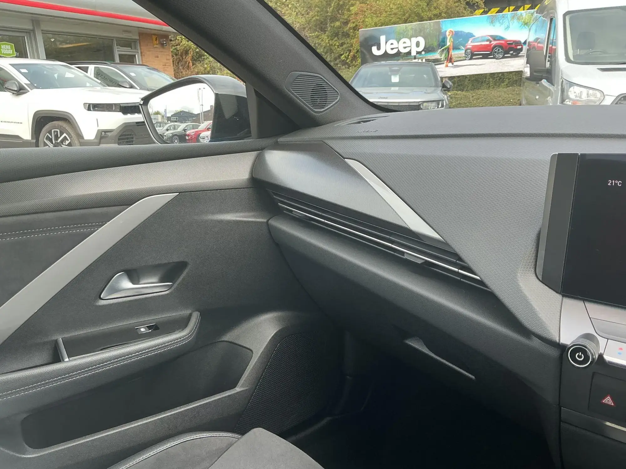 Vauxhall Astra Electric Image 40