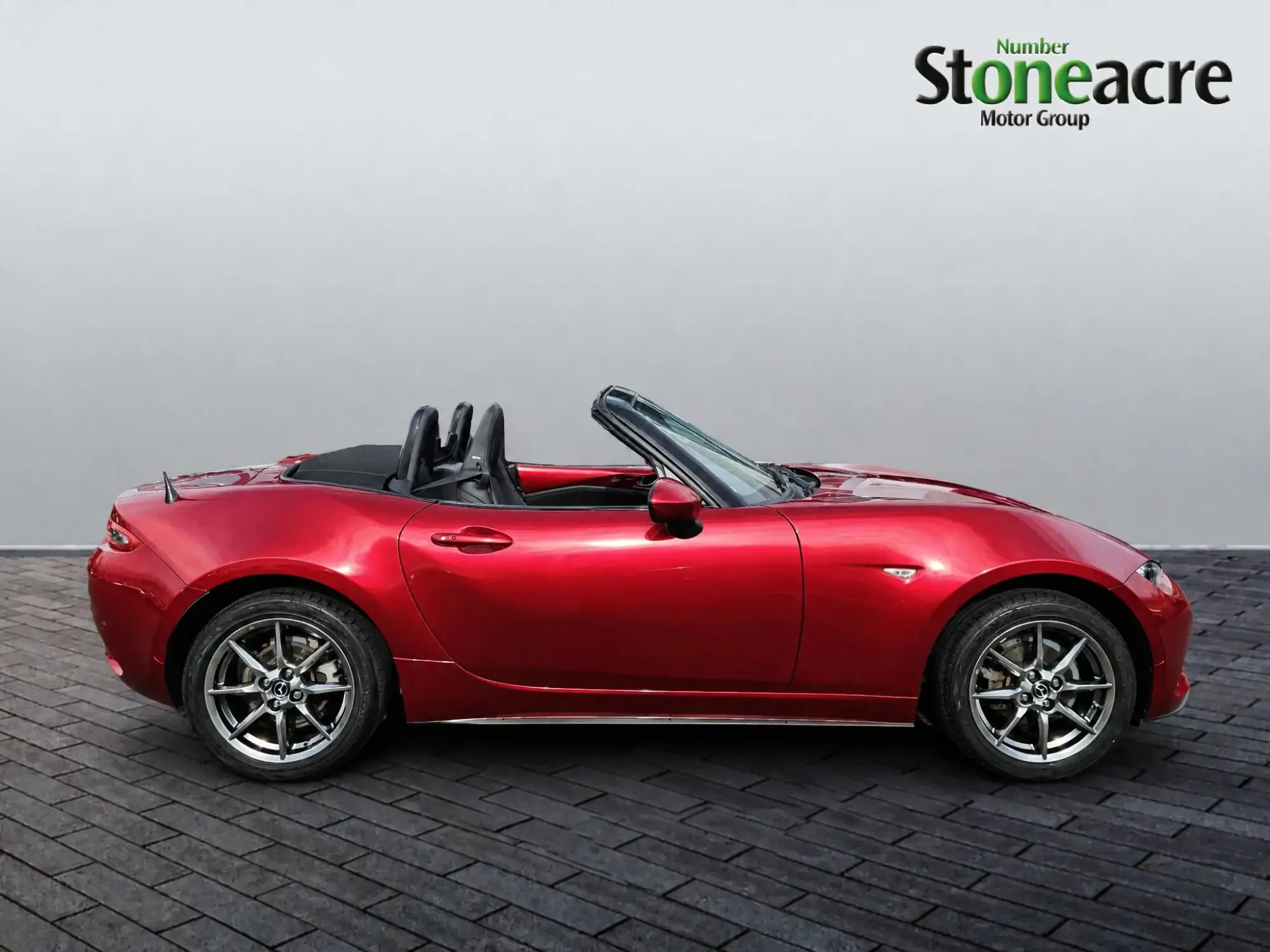 Mazda MX-5 Image 9 Mazda MX-5 Image 9