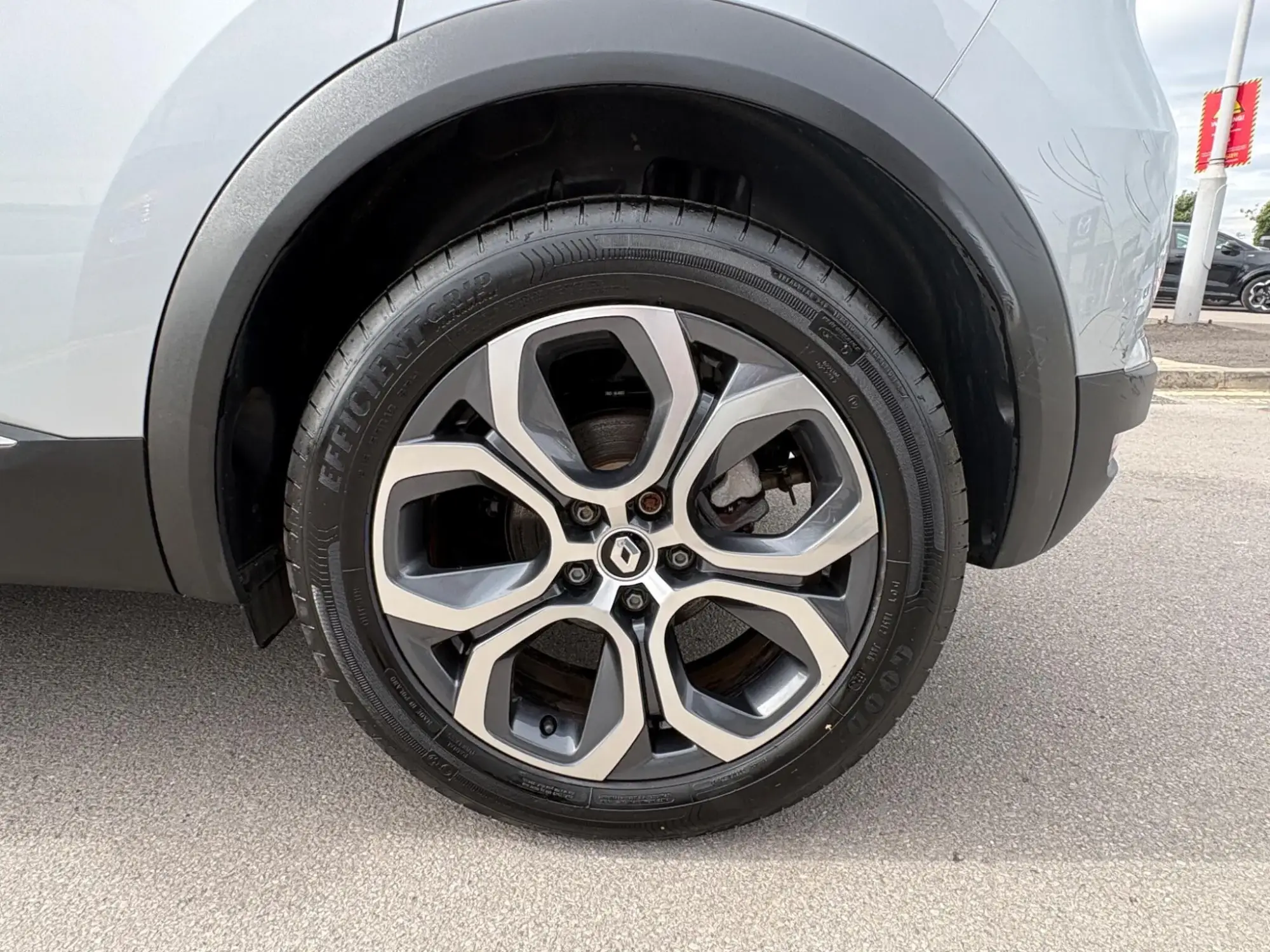 Renault Captur E-Tech Image 16 Renault Captur E-Tech Image 16