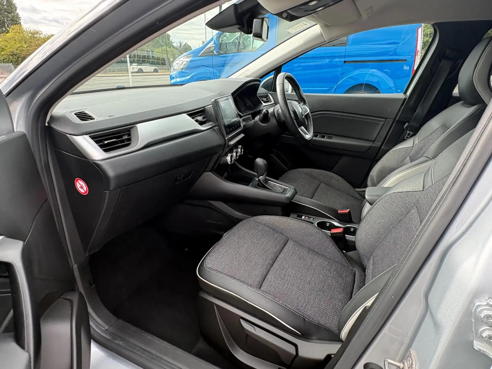 Renault Captur E-Tech Image 22 Renault Captur E-Tech Image 22