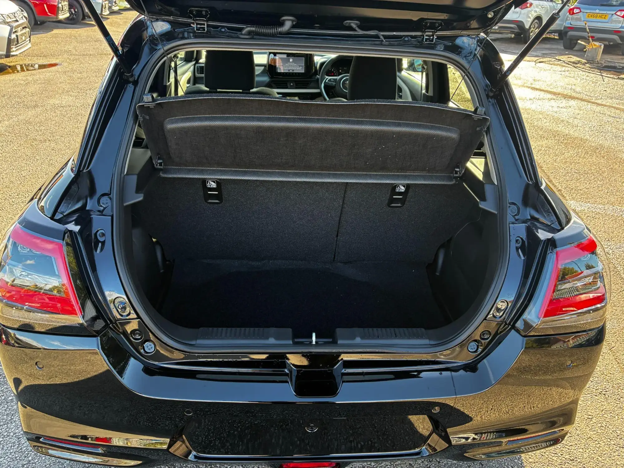 Suzuki Swift Image 10 Suzuki Swift Image 10