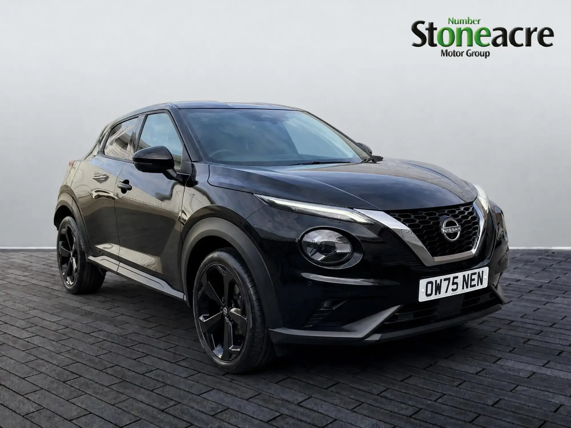 Nissan Juke 1.0 DIG-T Tekna Euro 6 (s/s) 5dr OW75NEN Image 1 Nissan Juke 1.0 DIG-T Tekna Euro 6 (s/s) 5dr OW75NEN Image 1