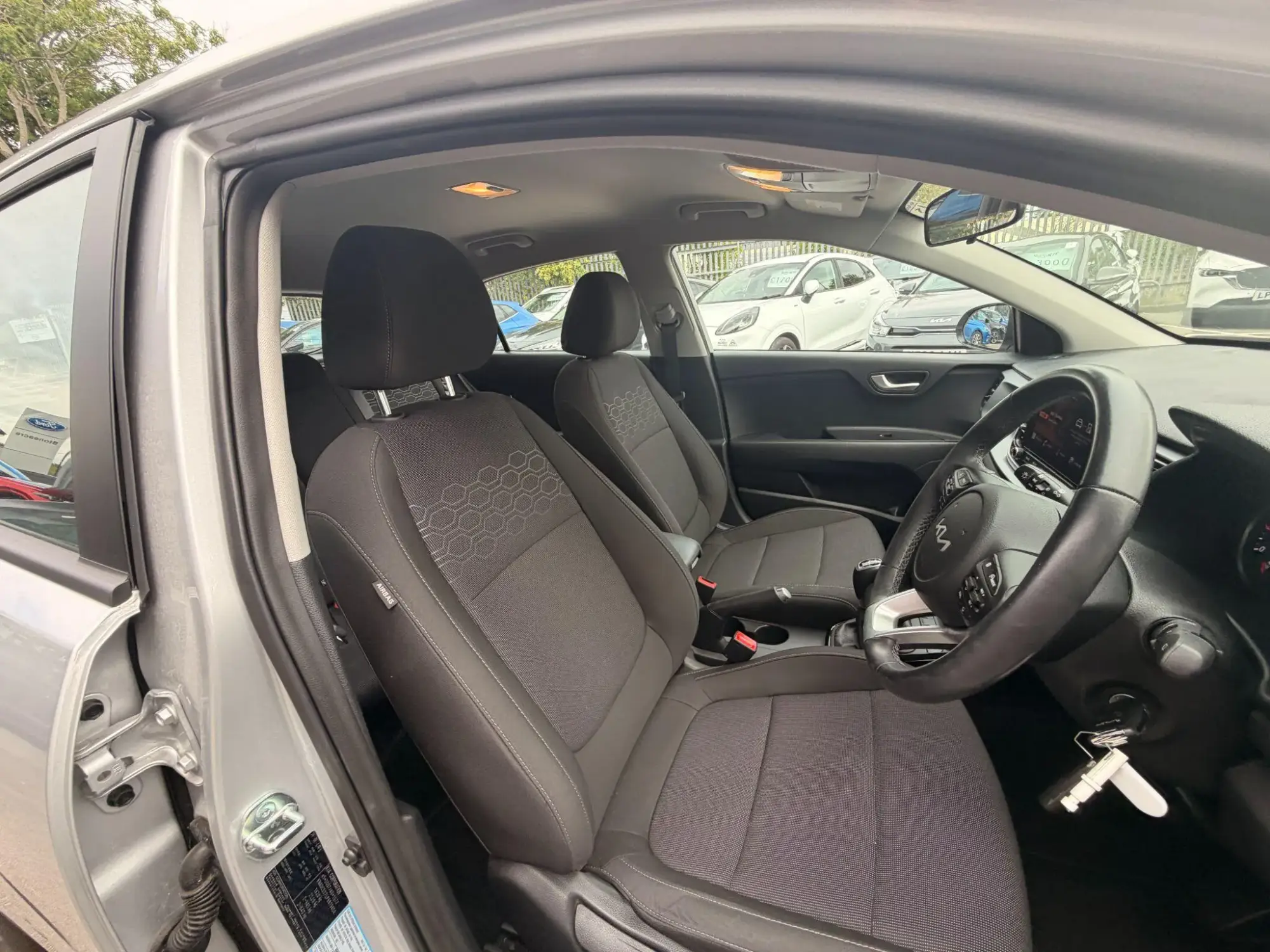 Kia Rio Image 13 Kia Rio Image 13