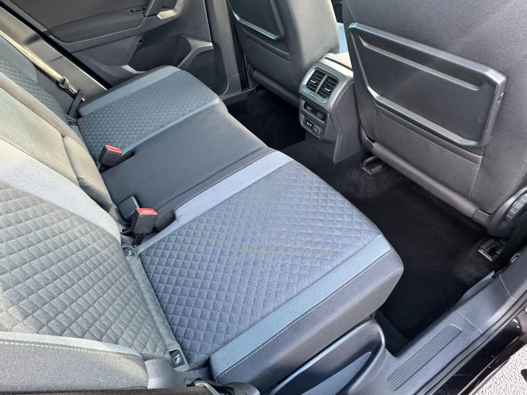 Volkswagen Tiguan Image 12