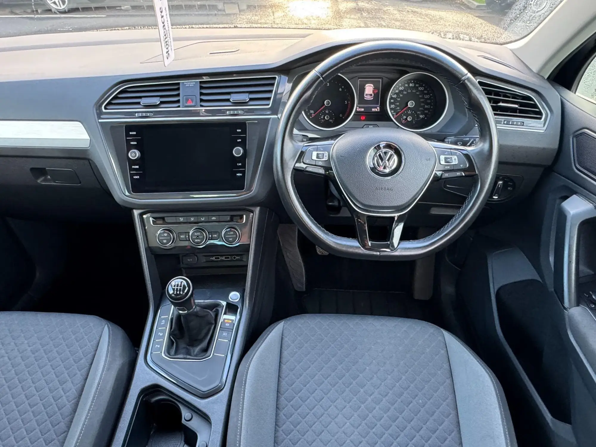 Volkswagen Tiguan Image 15