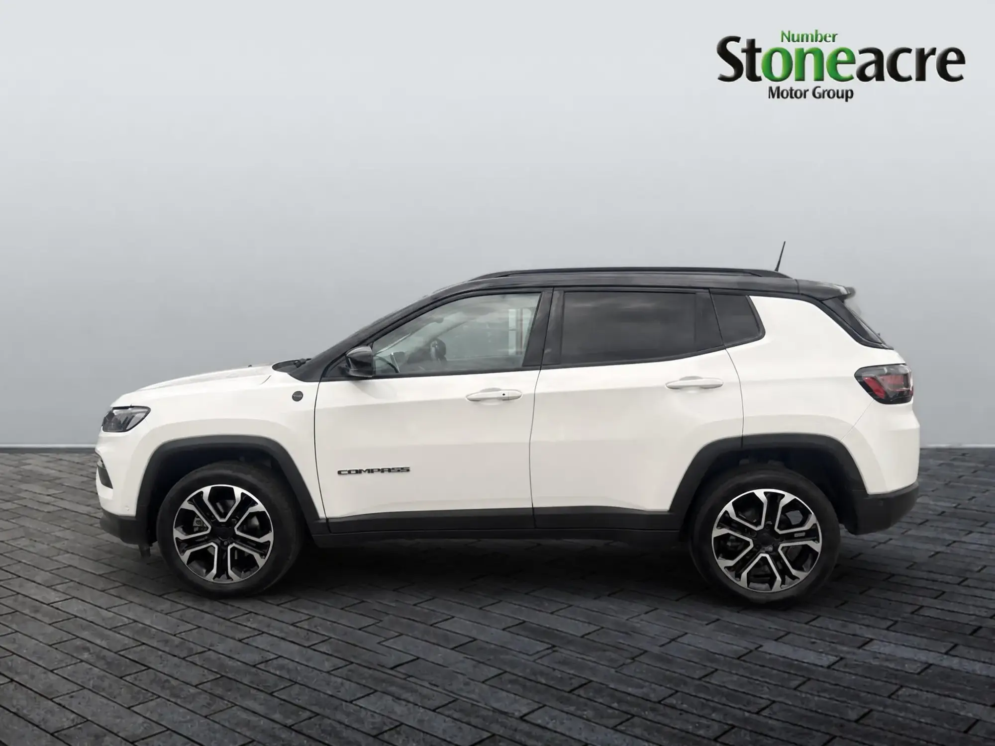 Jeep Compass e-Hybrid Image 5 Jeep Compass e-Hybrid Image 5
