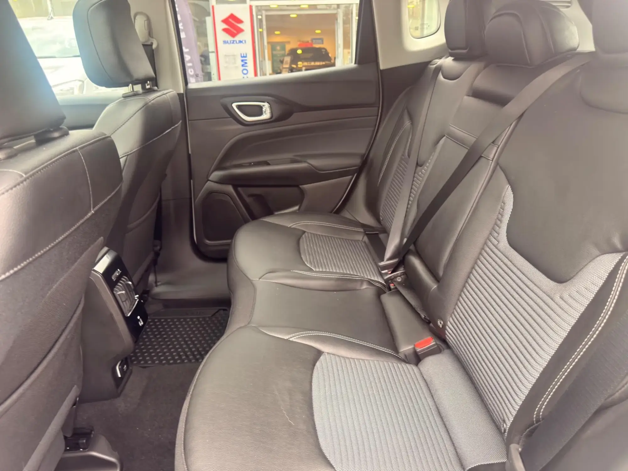 Jeep Compass e-Hybrid Image 15 Jeep Compass e-Hybrid Image 15