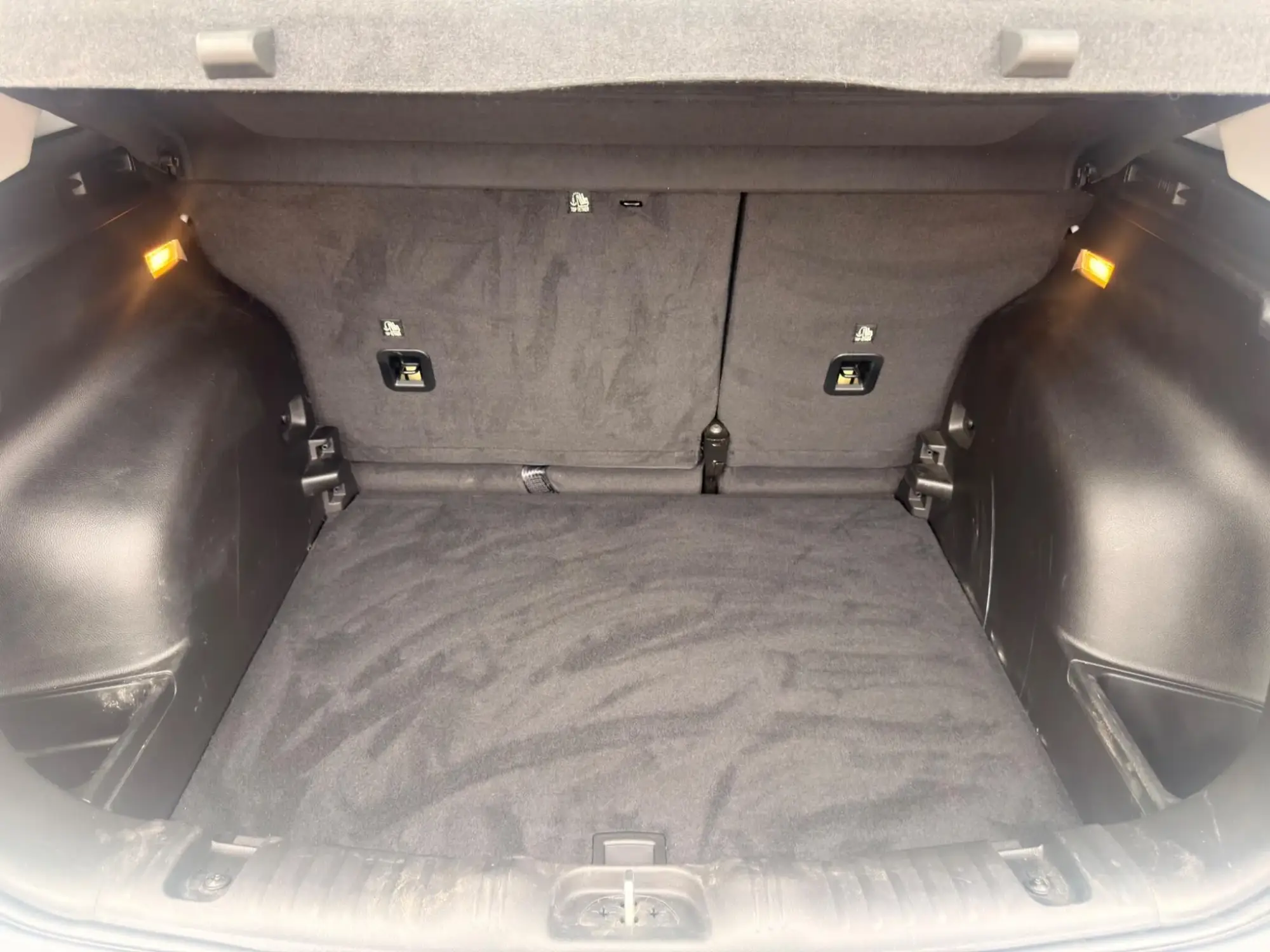 Jeep Compass e-Hybrid Image 27 Jeep Compass e-Hybrid Image 27