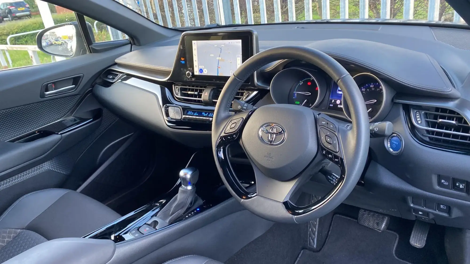 Toyota C-HR Self-Charging Hybrid Image 10 Toyota C-HR Self-Charging Hybrid Image 10