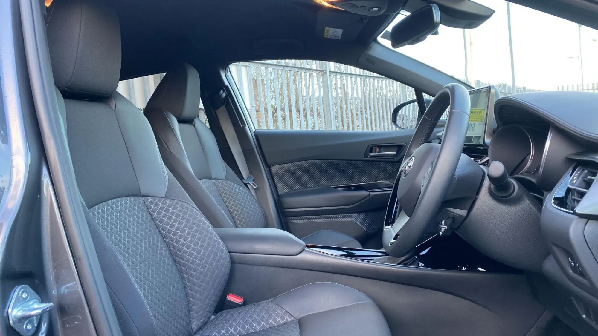 Toyota C-HR Self-Charging Hybrid Image 14 Toyota C-HR Self-Charging Hybrid Image 14
