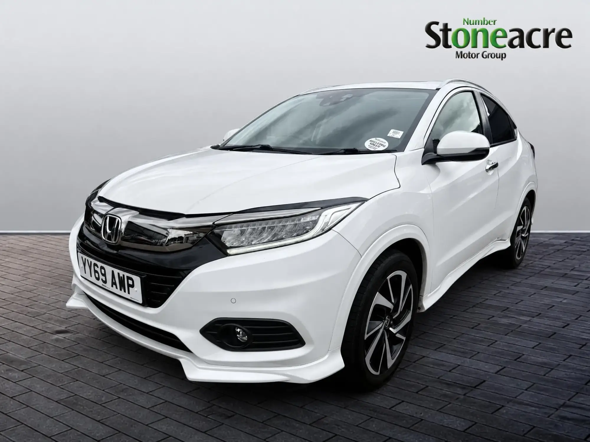 Honda HR-V 1.5 i-VTEC EX Euro 6 (s/s) 5dr YY69AWP Image 3 Honda HR-V 1.5 i-VTEC EX Euro 6 (s/s) 5dr YY69AWP Image 3