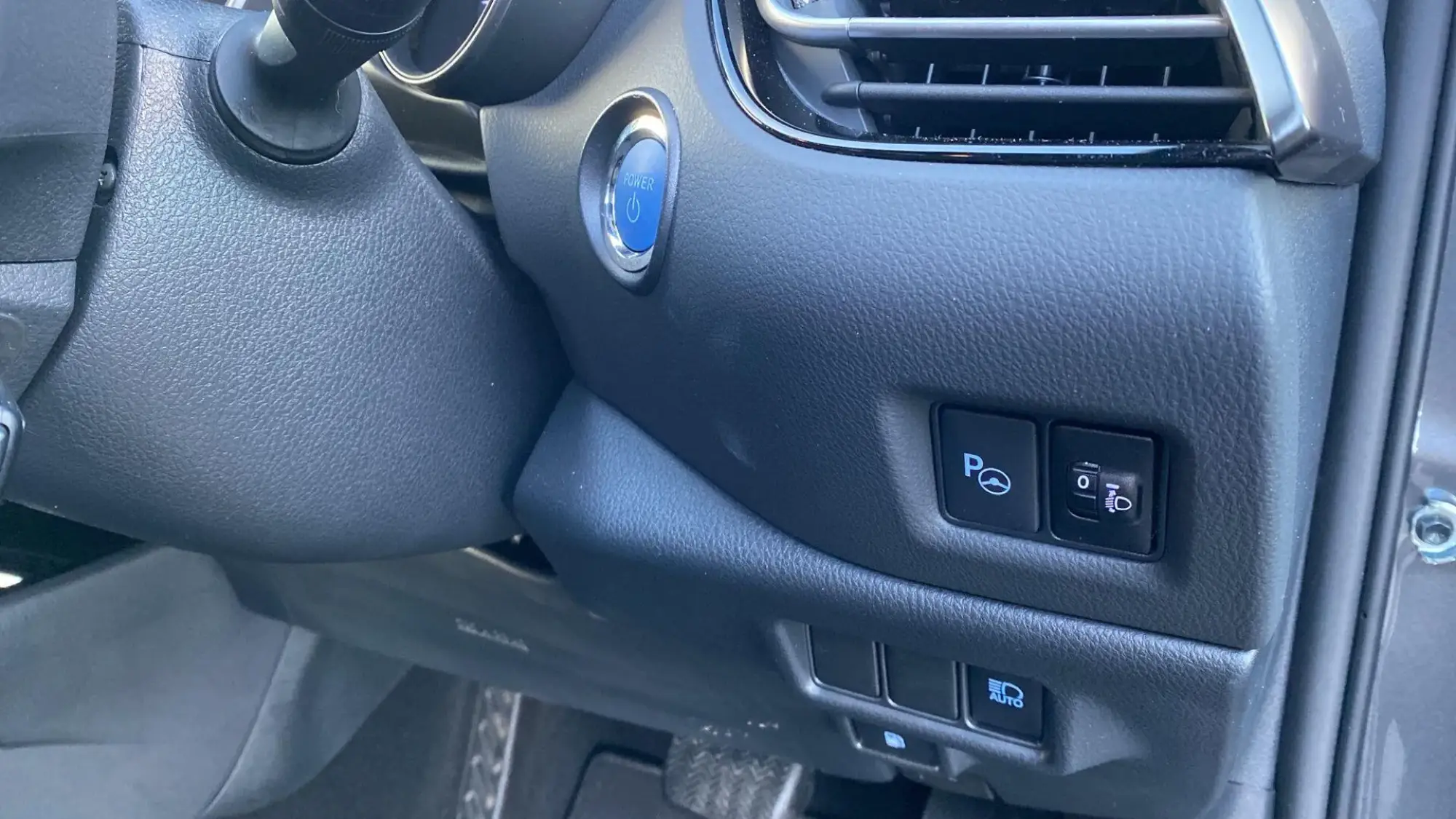 Toyota C-HR Self-Charging Hybrid Image 35 Toyota C-HR Self-Charging Hybrid Image 35