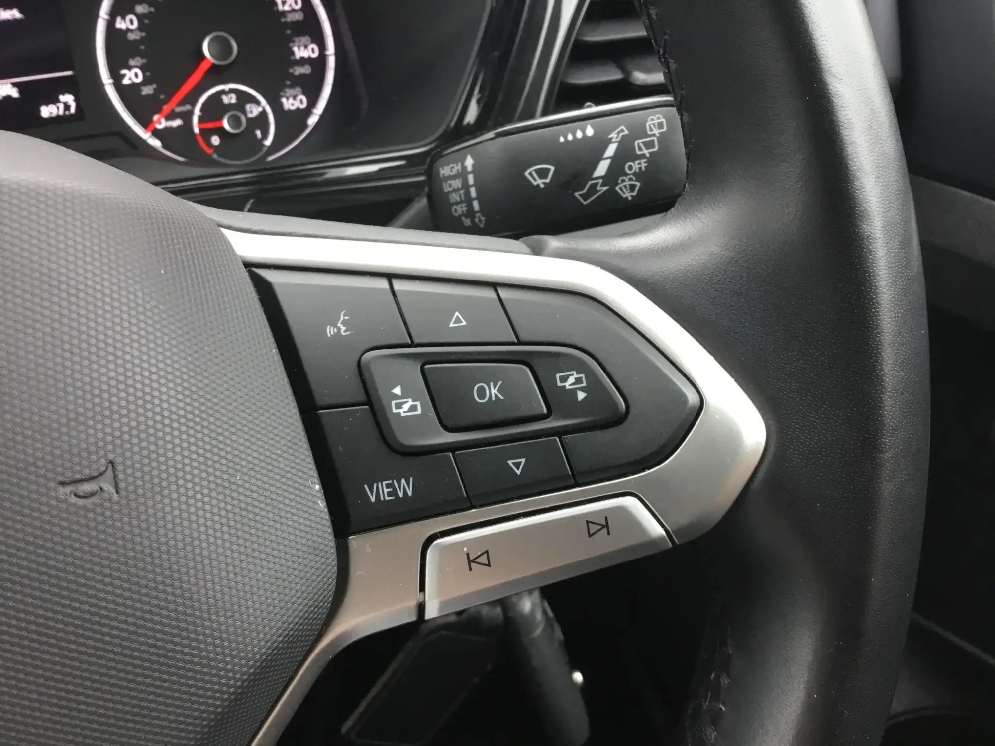 Volkswagen T-Cross Image 15