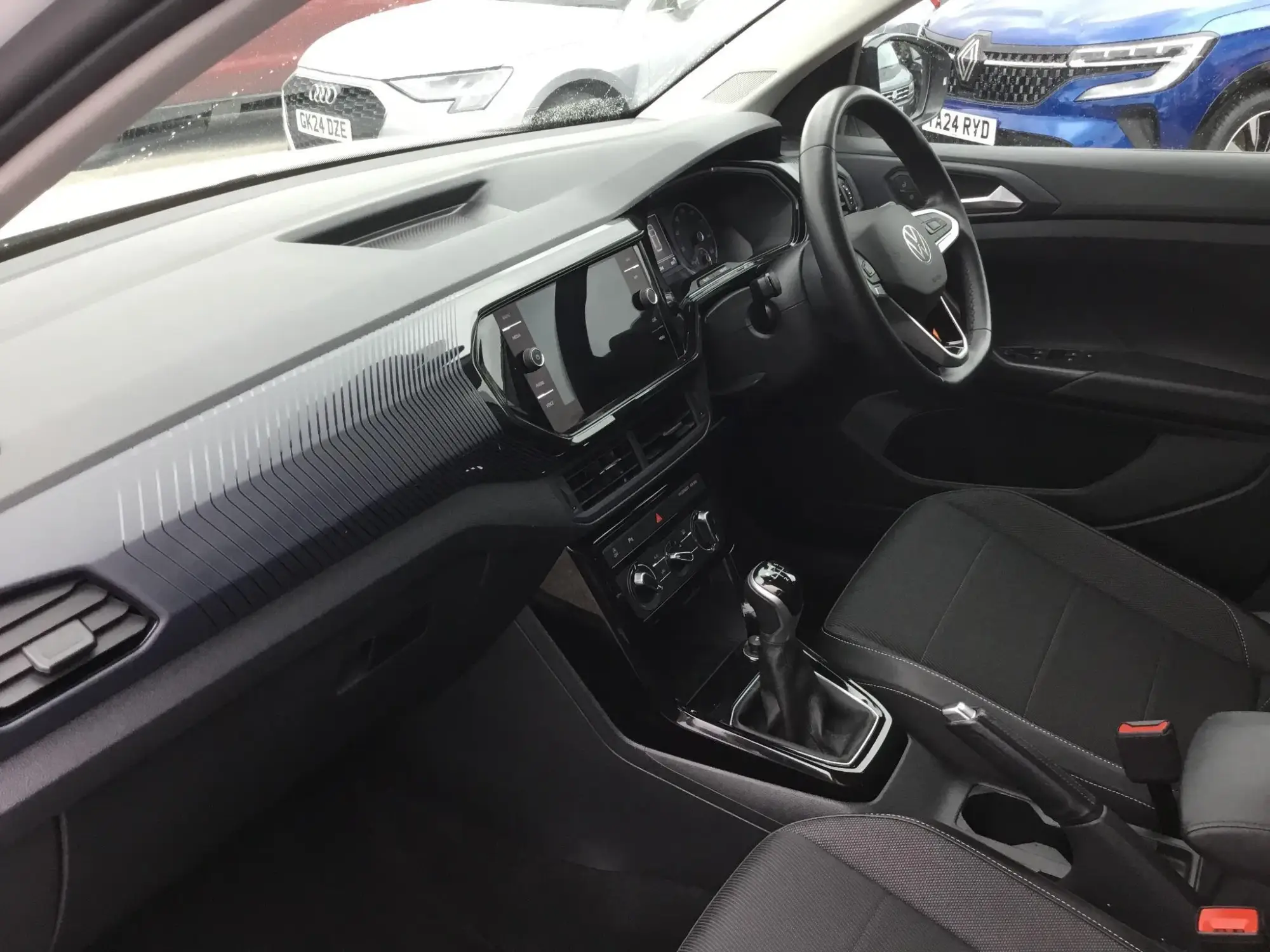 Volkswagen T-Cross Image 19