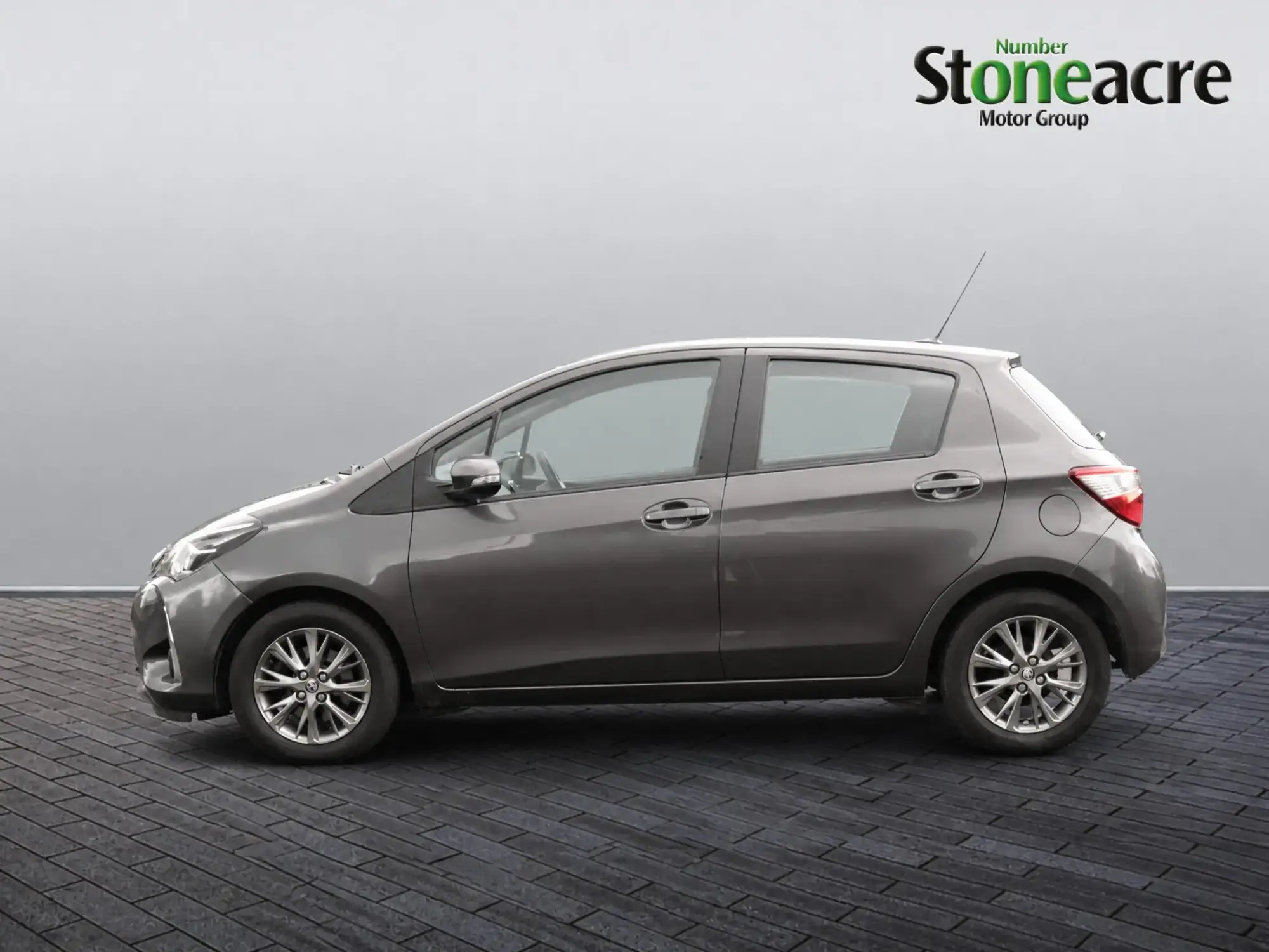 Toyota Yaris Image 6 Toyota Yaris Image 6