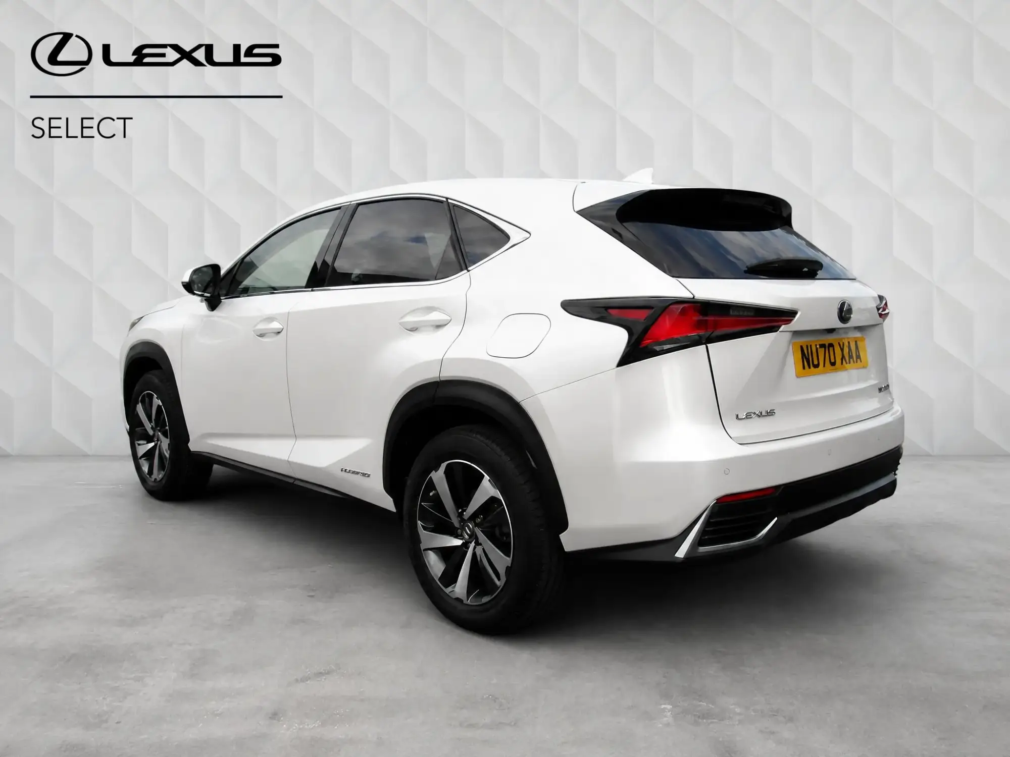 Lexus NX Self-Charging Hybrid Image 4 Lexus NX Self-Charging Hybrid Image 4