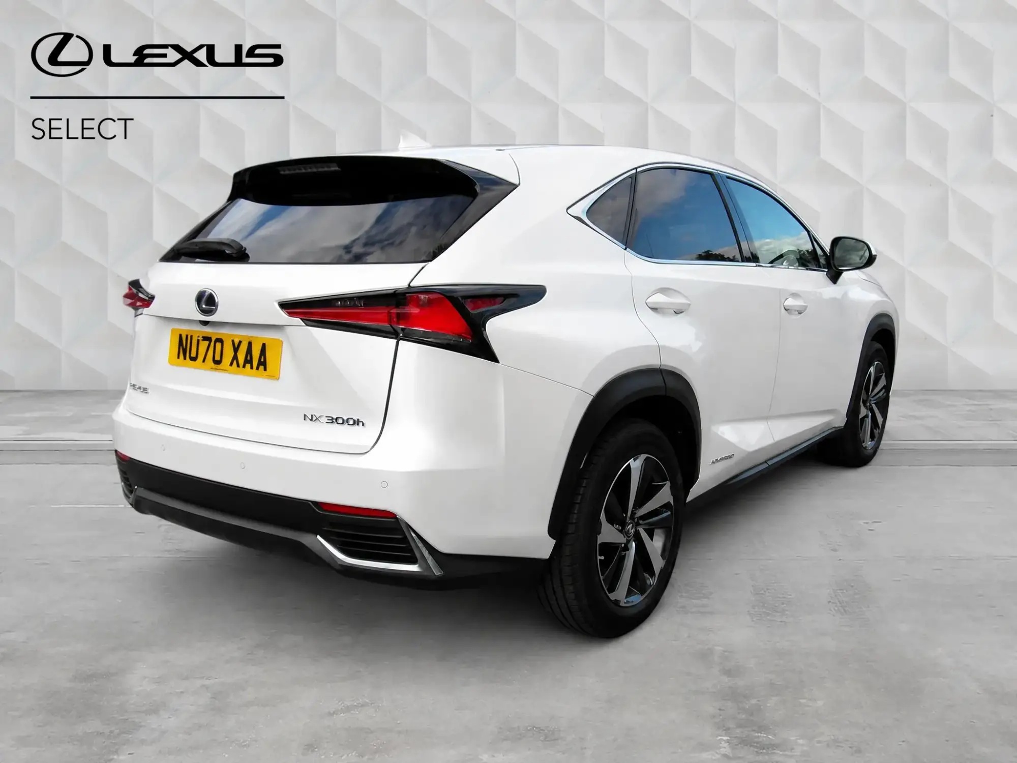 Lexus NX Self-Charging Hybrid Image 8 Lexus NX Self-Charging Hybrid Image 8