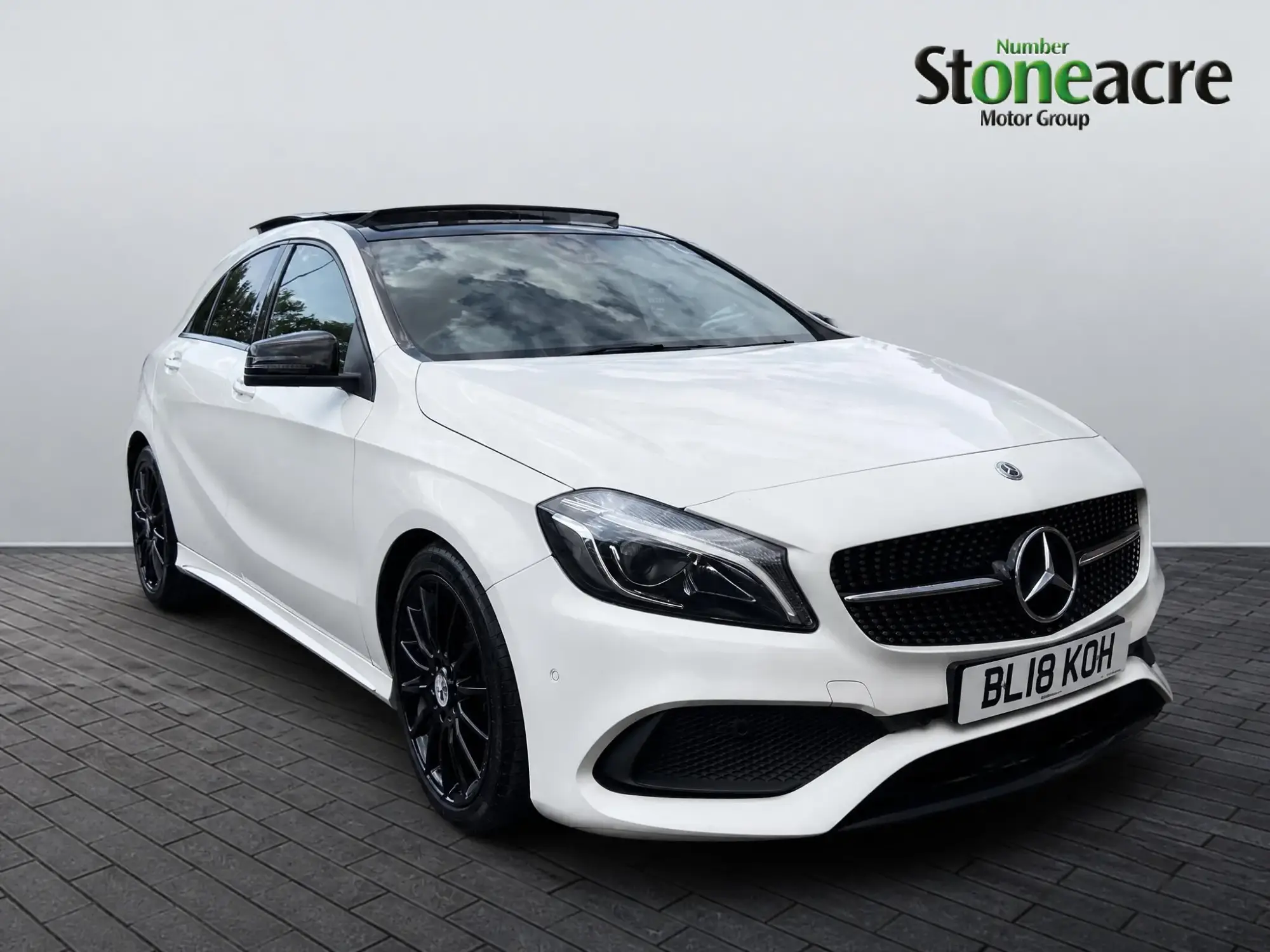 Mercedes-Benz A-Class 2.1 A200d AMG Line (Premium Plus) Hatchback 5dr Diesel 7G-DCT Euro 6 (s/s) (136 ps) BL18KOH Image 1 Mercedes-Benz A-Class 2.1 A200d AMG Line (Premium Plus) Hatchback 5dr Diesel 7G-DCT Euro 6 (s/s) (136 ps) BL18KOH Image 1