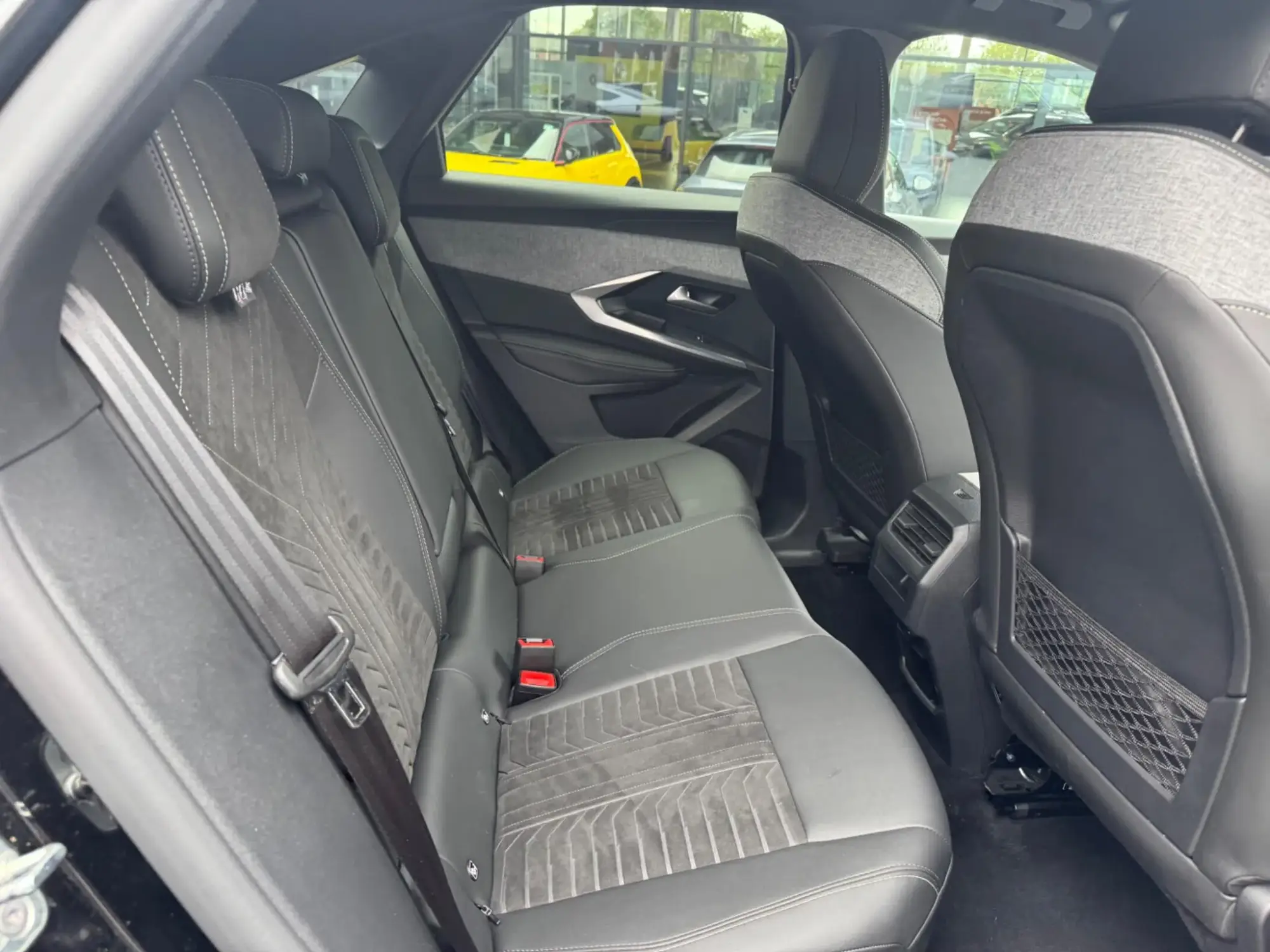 Peugeot 3008 Image 12