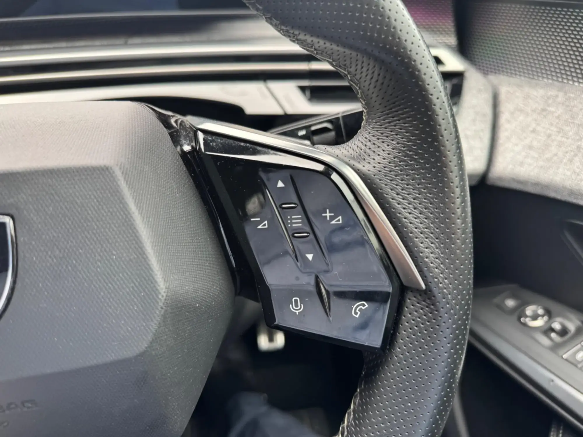 Peugeot 3008 Image 17