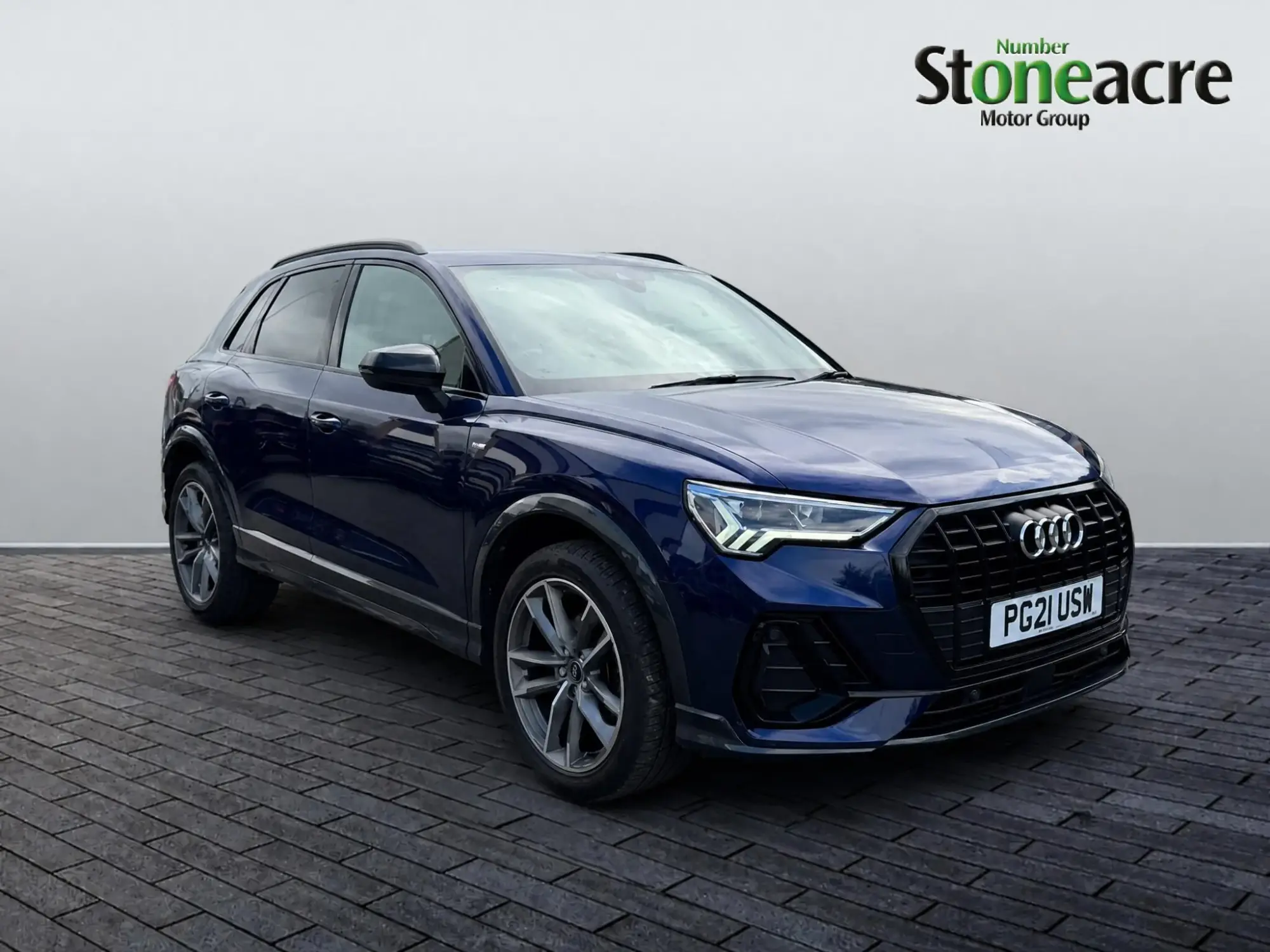 Audi Q3 Image 1 Audi Q3 Image 1