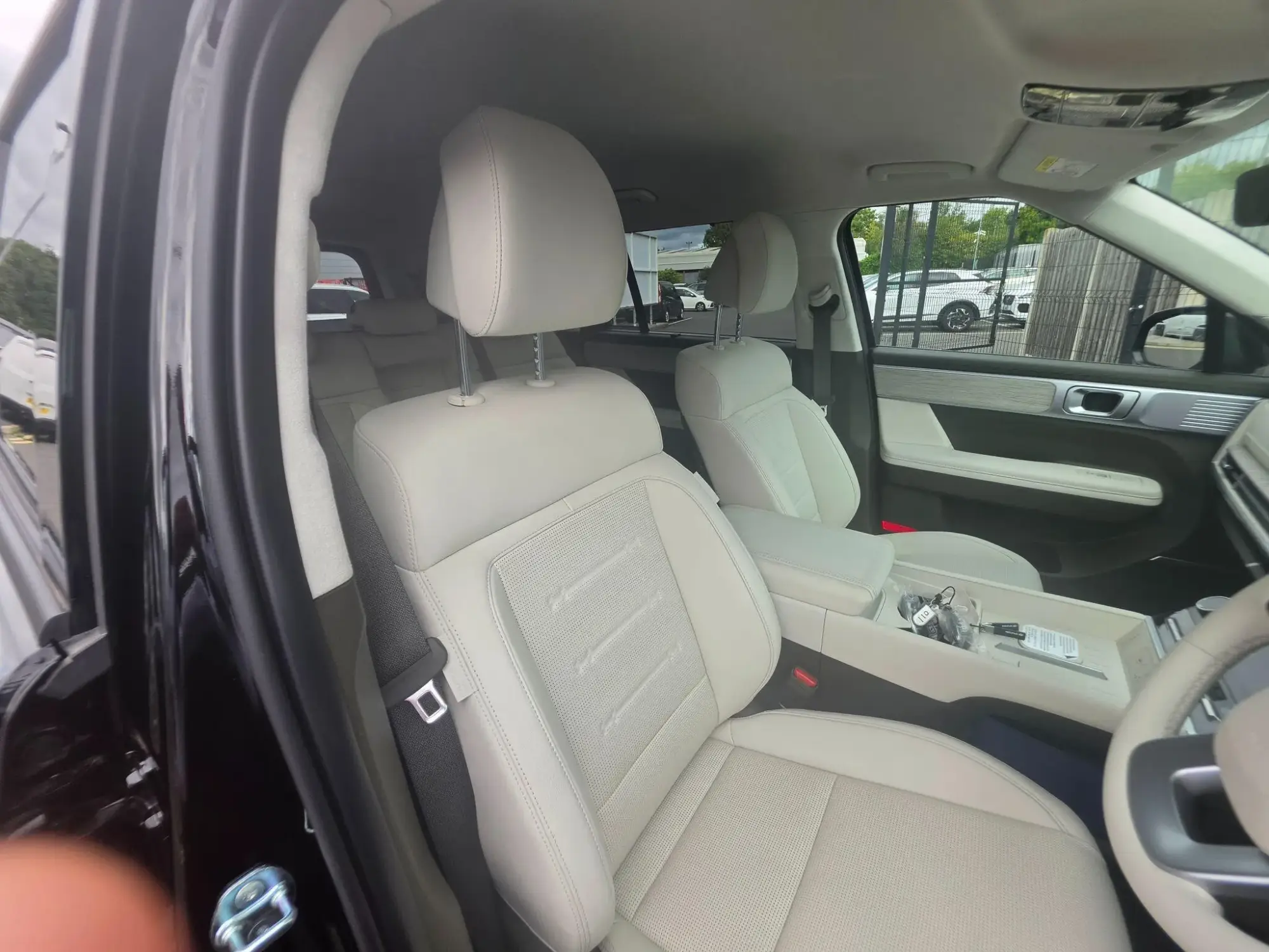 Hyundai SANTA FE Plug-in Hybrid Image 9