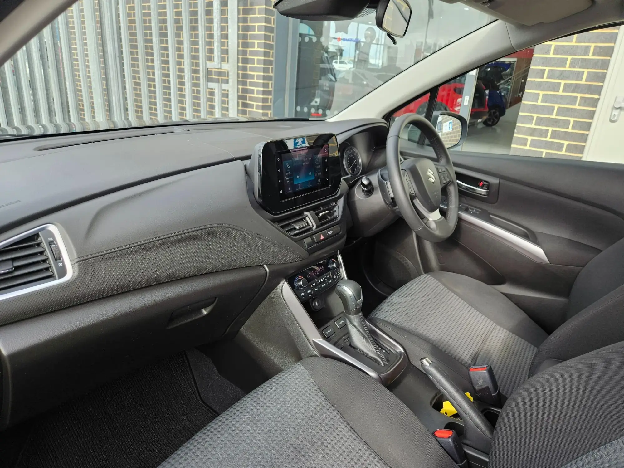 Suzuki S-Cross Hybrid Image 13 Suzuki S-Cross Hybrid Image 13