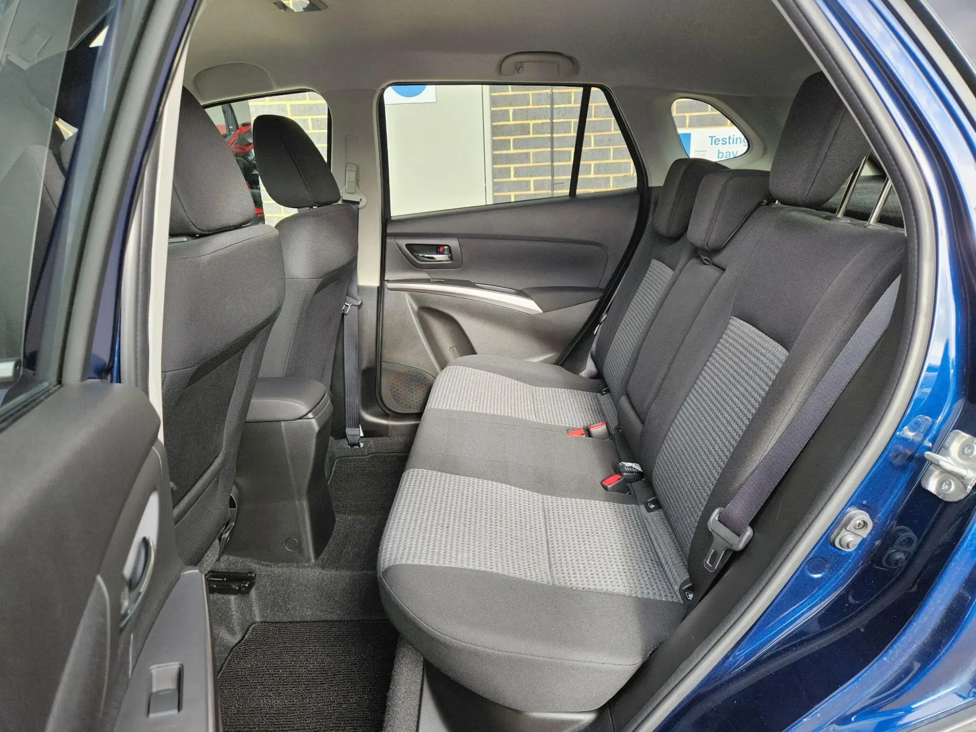Suzuki S-Cross Hybrid Image 18 Suzuki S-Cross Hybrid Image 18