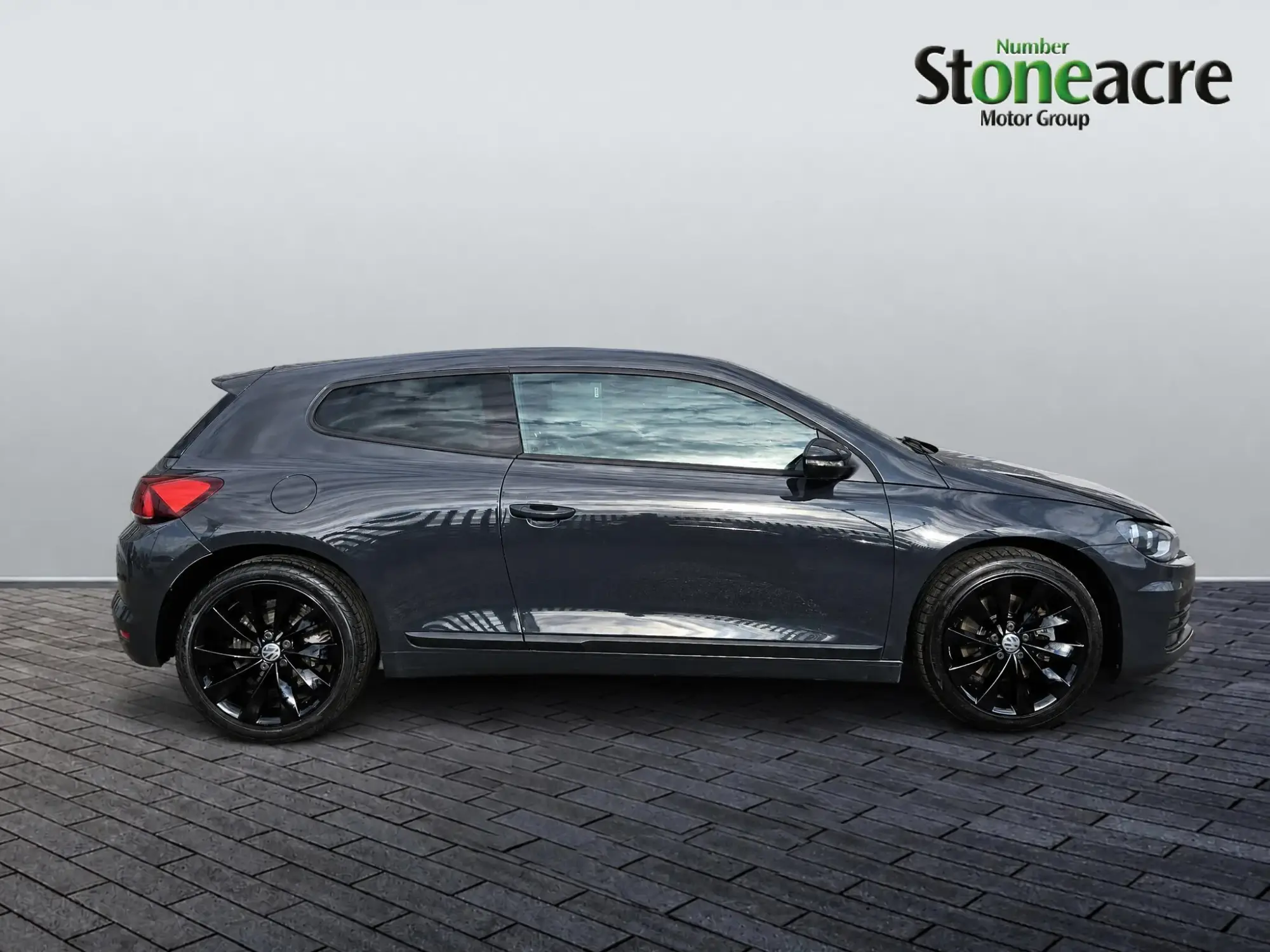 Volkswagen Scirocco 2.0 TSI GT Euro 6 (s/s) 3dr DY67PUK Image 2 Volkswagen Scirocco 2.0 TSI GT Euro 6 (s/s) 3dr DY67PUK Image 2