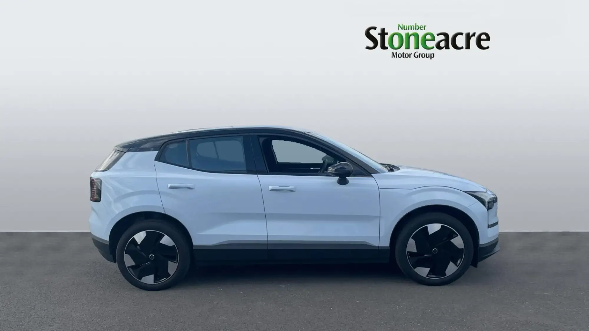 Volvo EX30 200kW SM Extended Range Plus 69kWh 5dr Auto NV75FXO Image 3 Volvo EX30 200kW SM Extended Range Plus 69kWh 5dr Auto NV75FXO Image 3