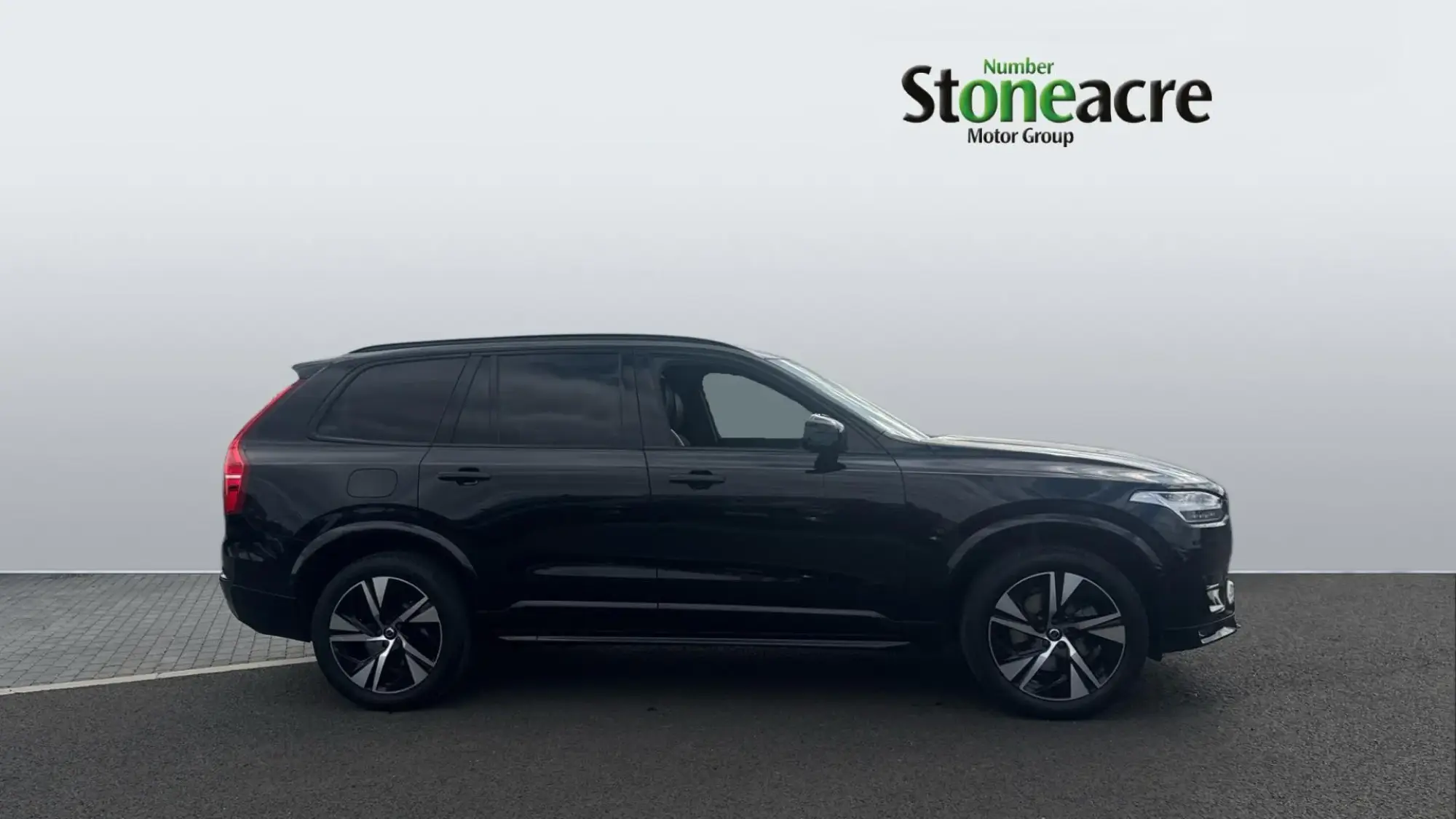 Volvo XC90 2.0 B5D [235] R DESIGN 5dr AWD Geartronic YL71LJA Image 3