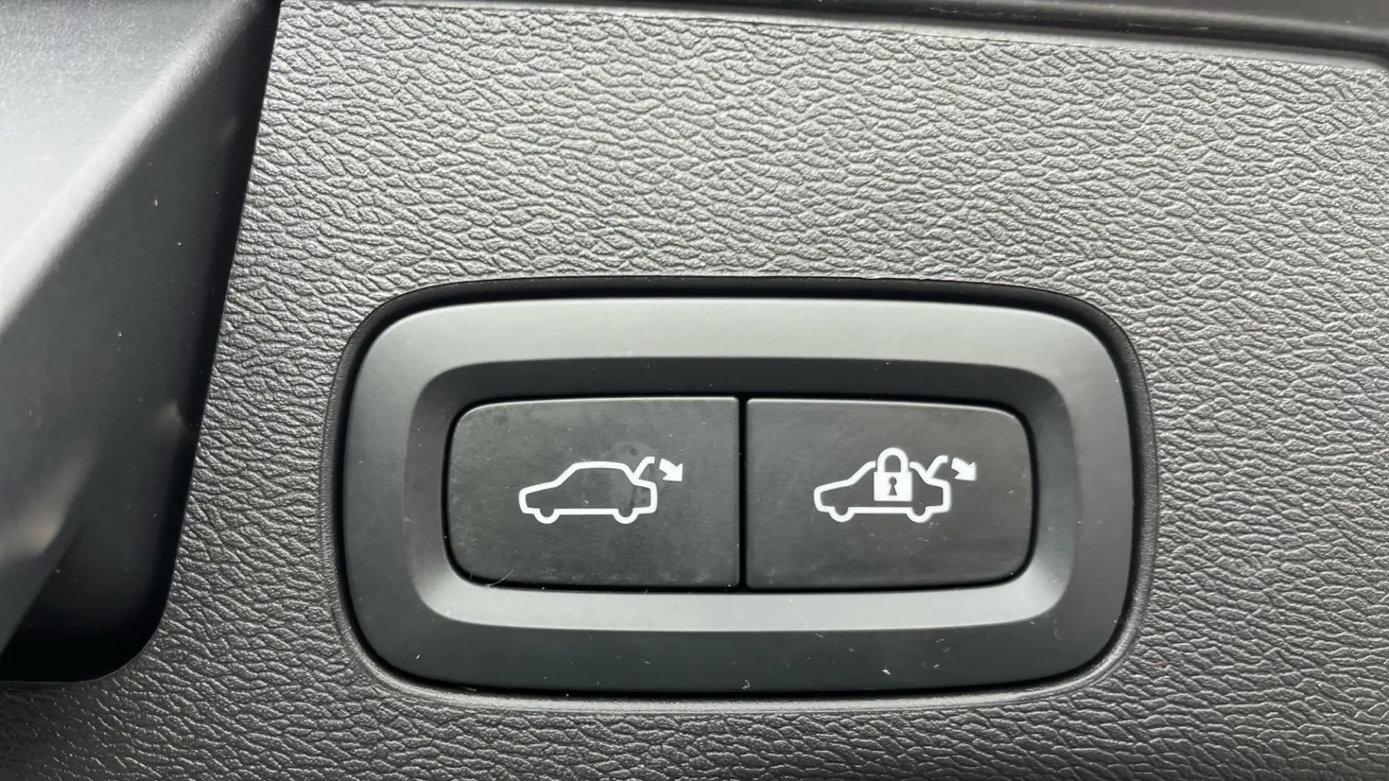 Volvo XC60 Image 33 Volvo XC60 Image 33