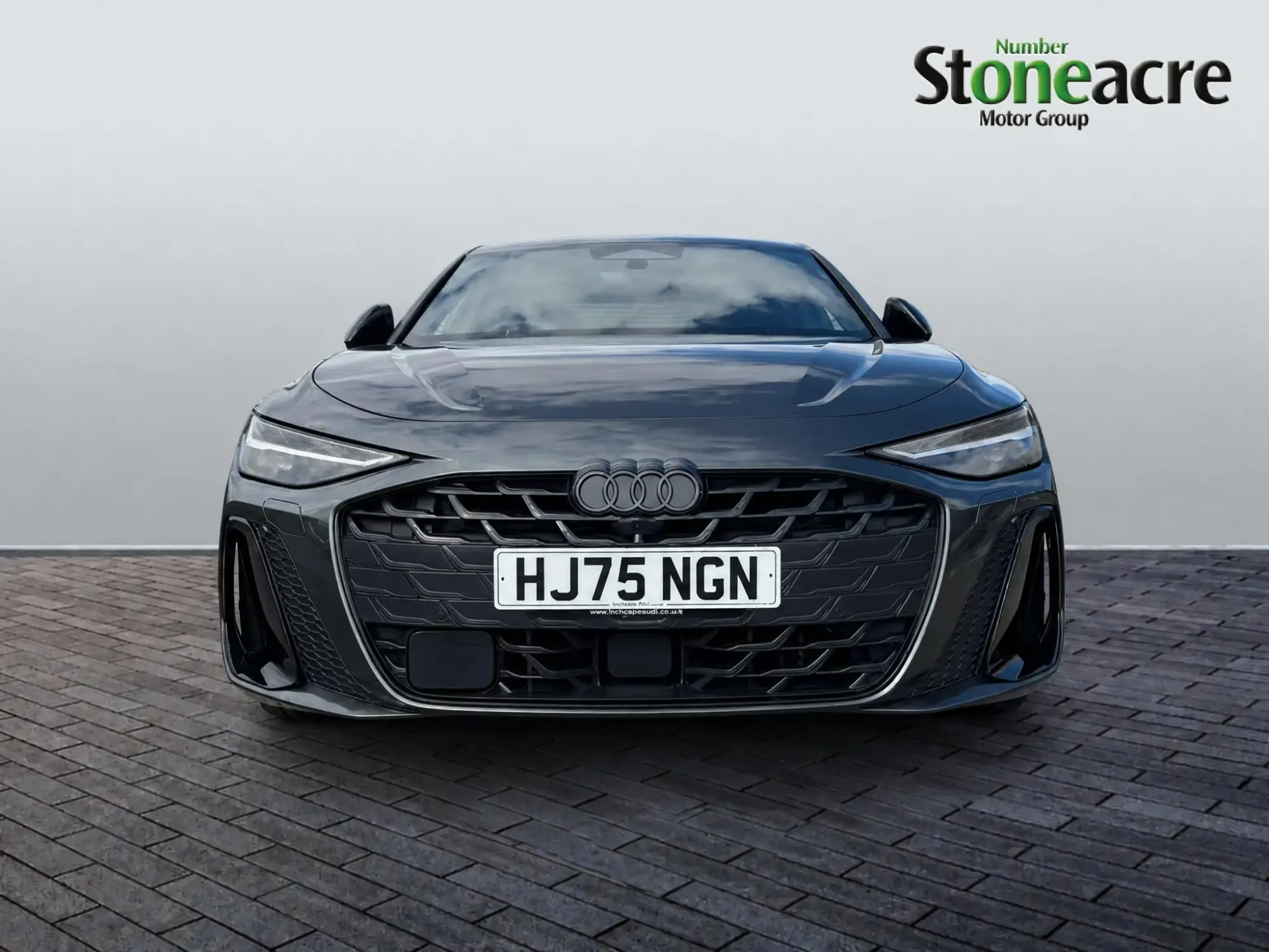 Audi A6 Saloon 2.0 TDI Launch Edition S Tronic quattro Euro 6 (s/s) 4dr HJ75NGN Image 2 Audi A6 Saloon 2.0 TDI Launch Edition S Tronic quattro Euro 6 (s/s) 4dr HJ75NGN Image 2