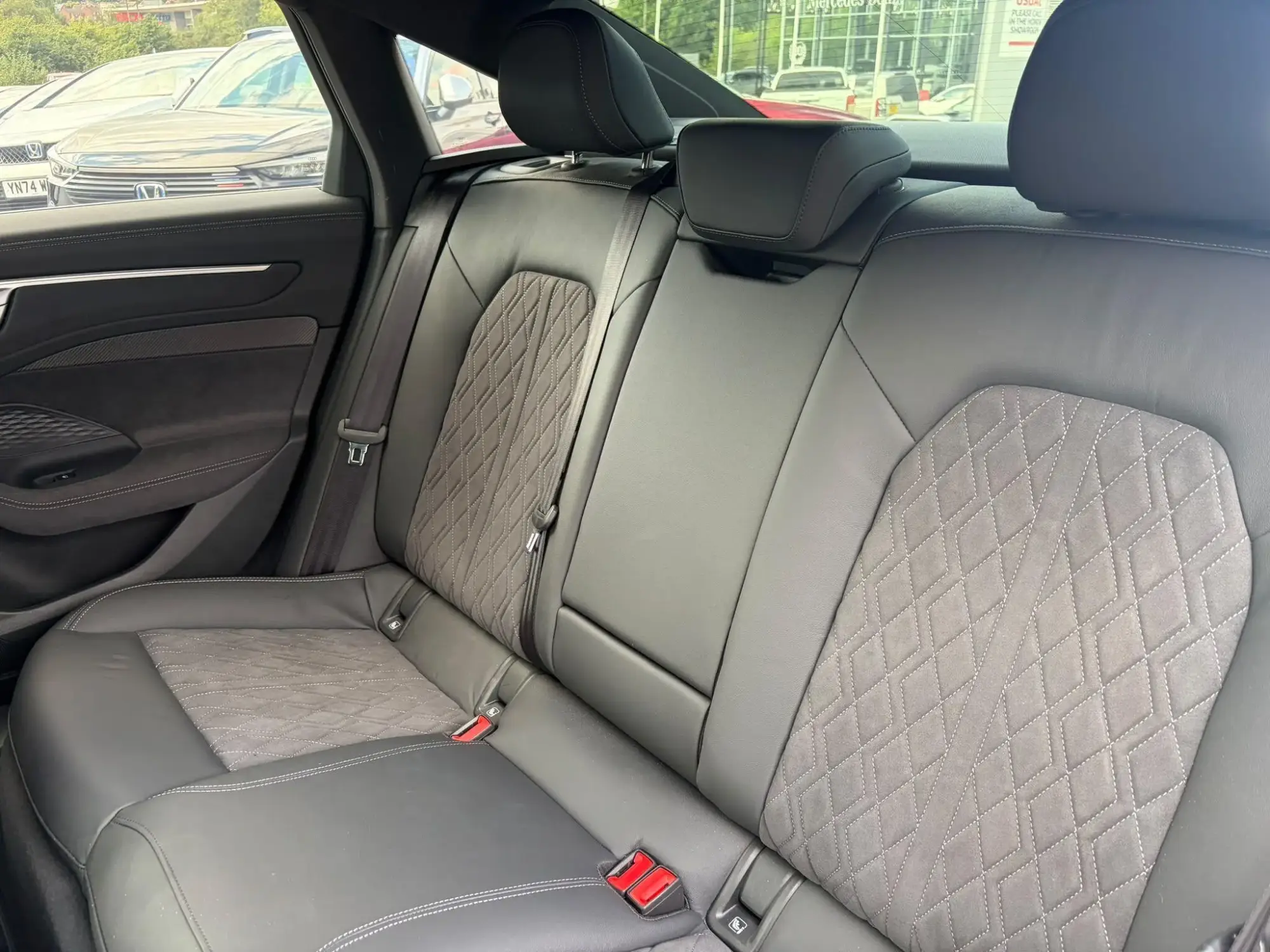 Audi A6 Saloon Image 16 Audi A6 Saloon Image 16