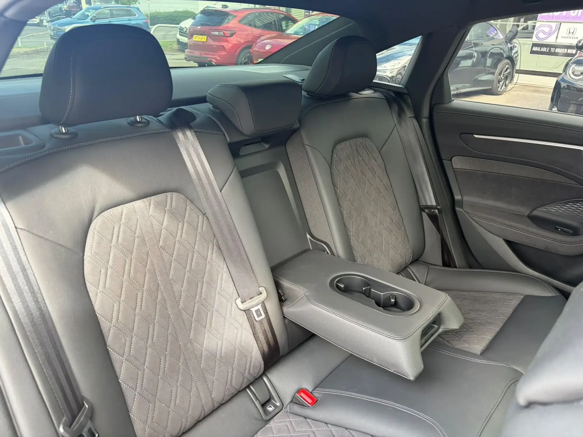 Audi A6 Saloon Image 17 Audi A6 Saloon Image 17