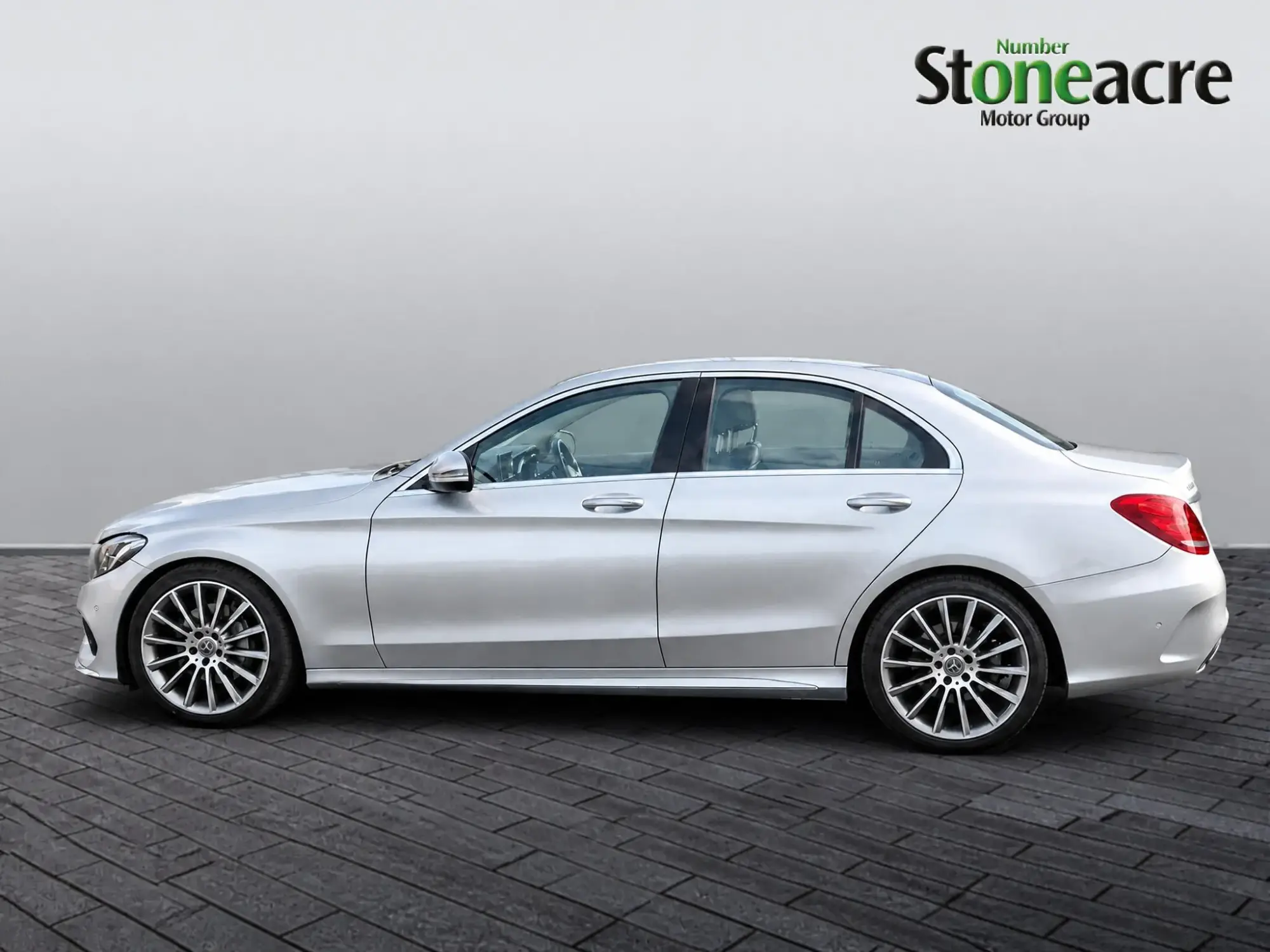 Mercedes-Benz C-Class Image 4 Mercedes-Benz C-Class Image 4