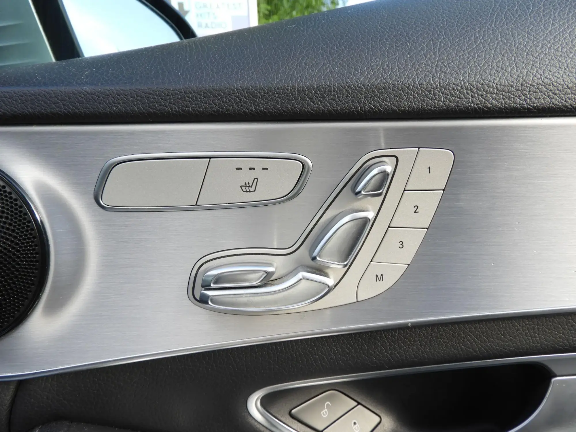 Mercedes-Benz C-Class Image 12 Mercedes-Benz C-Class Image 12