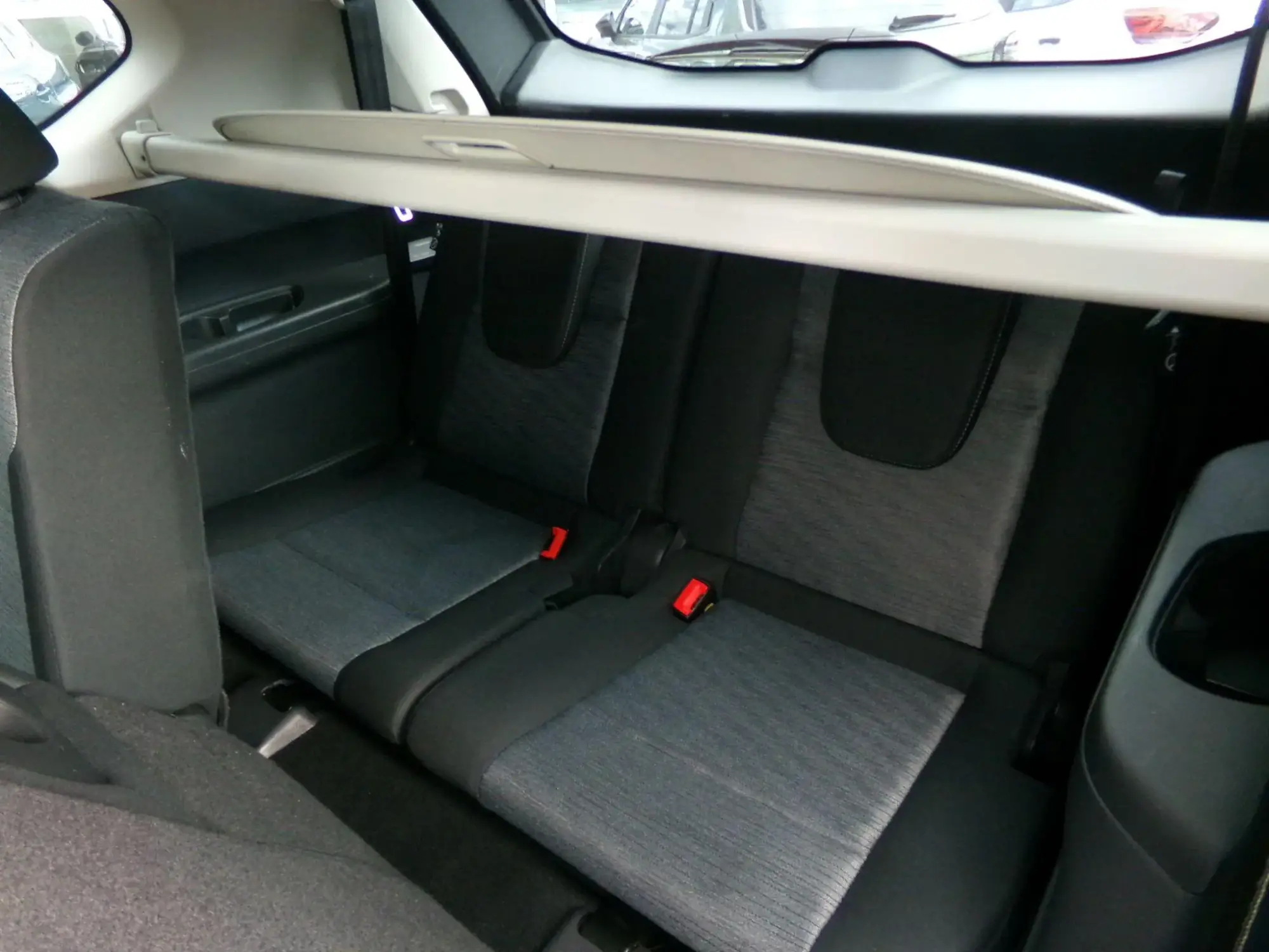 Nissan X-Trail e-POWER Image 12 Nissan X-Trail e-POWER Image 12
