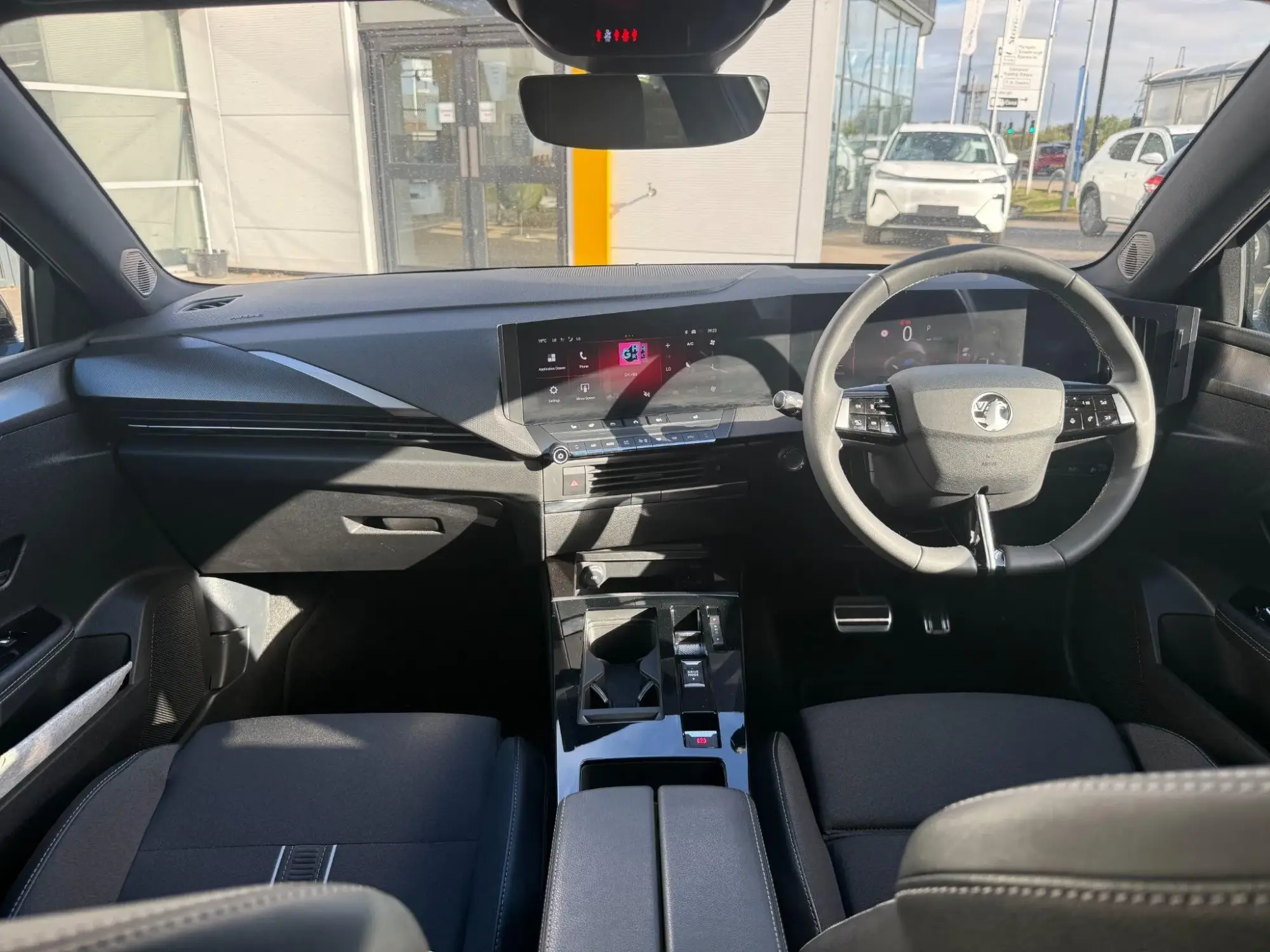 Vauxhall Astra Electric Image 13
