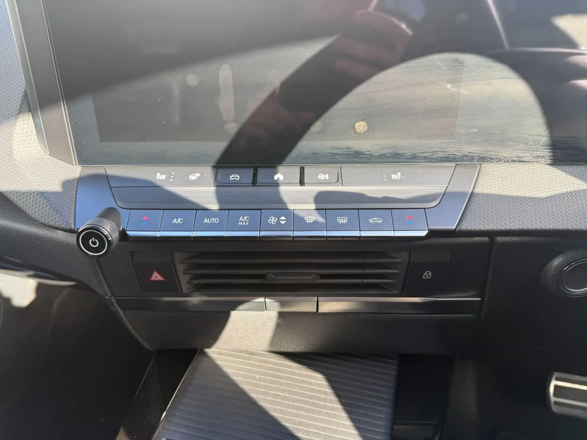 Vauxhall Astra Electric Image 16